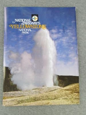 National Parkways Yellowstone National Park [Paperback] Yandell, Michael D. by null