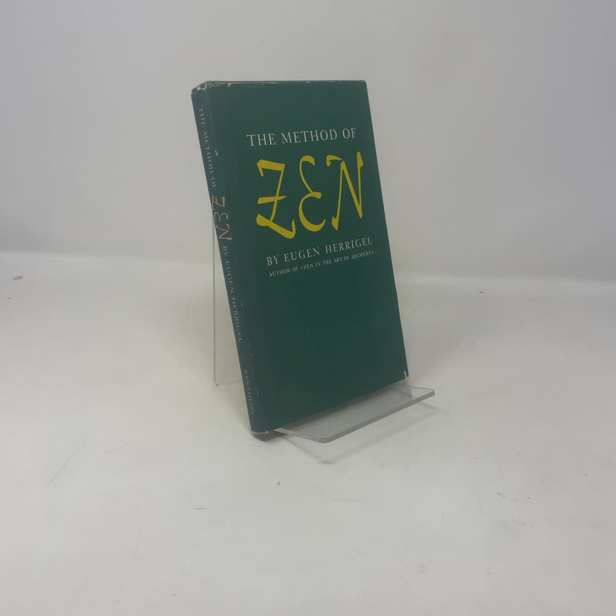 The Method of Zen [Hardcover] Herrigel, Eugen by null