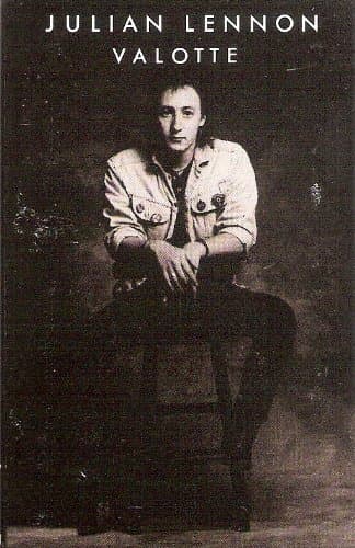 Valotte [Audio Cassette] Julian Lennon by null