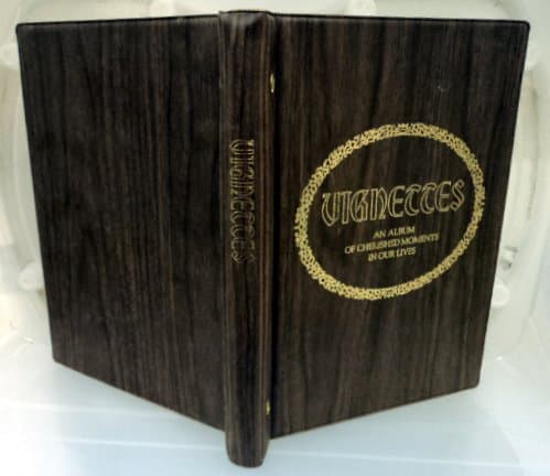 Vignettes: an Album of Cherished Moments in Our Lives: Boxed [Hardcover] Pearl Nichol; Compiled By Hiltner by null