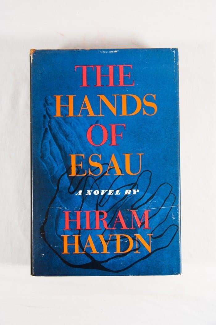 The Hands of Esau [Hardcover] Haydn, Hiram by null
