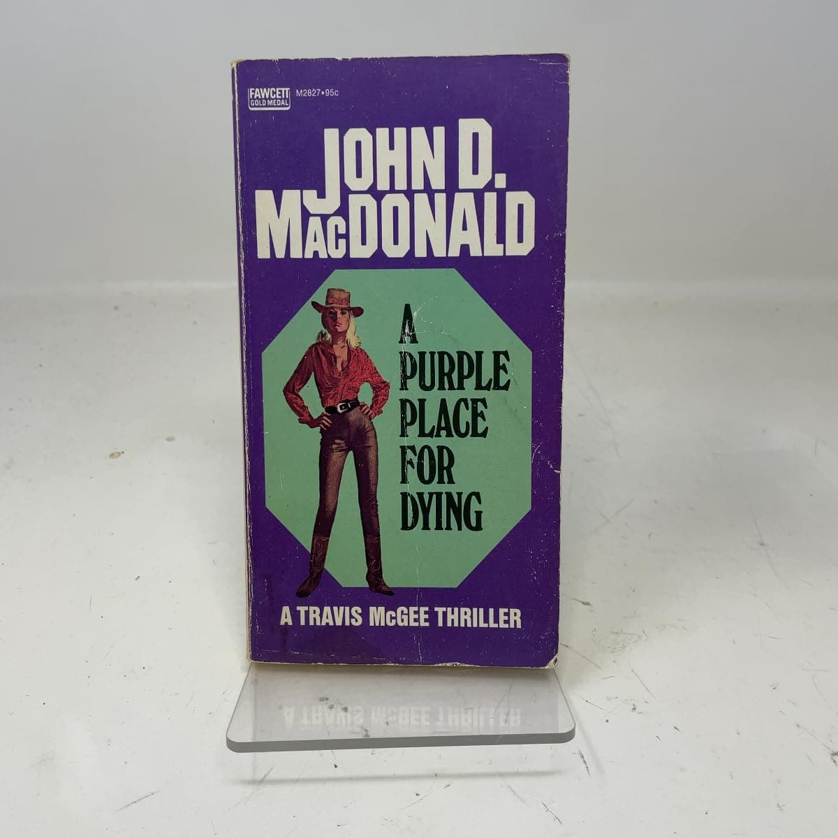 A PURPLE PLACE FOR DYING A Travis McGee Mystery. by John D. MacDonald