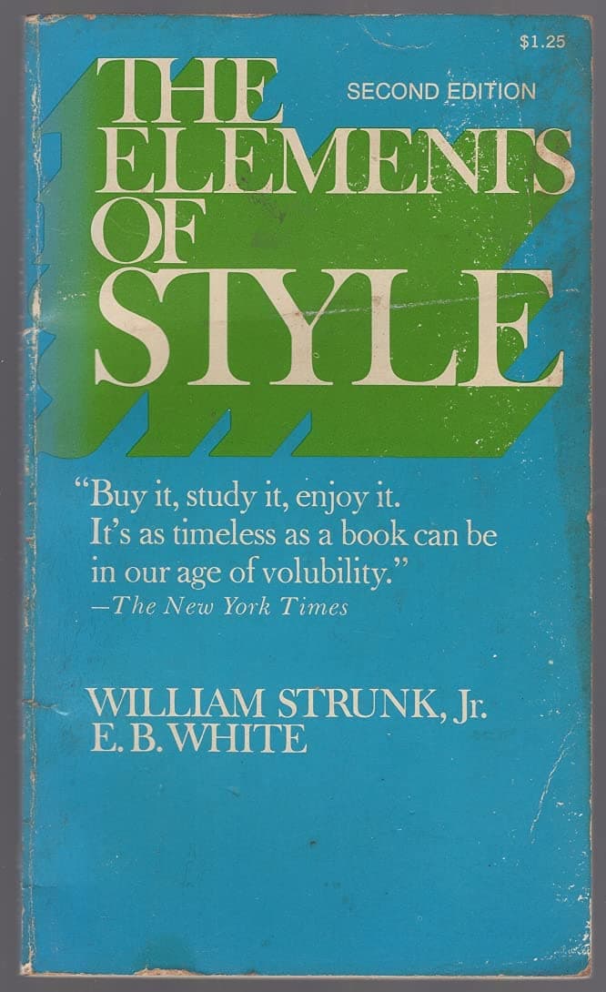 The Elements of Style [Paperback] STRUNK, William Jr. by null