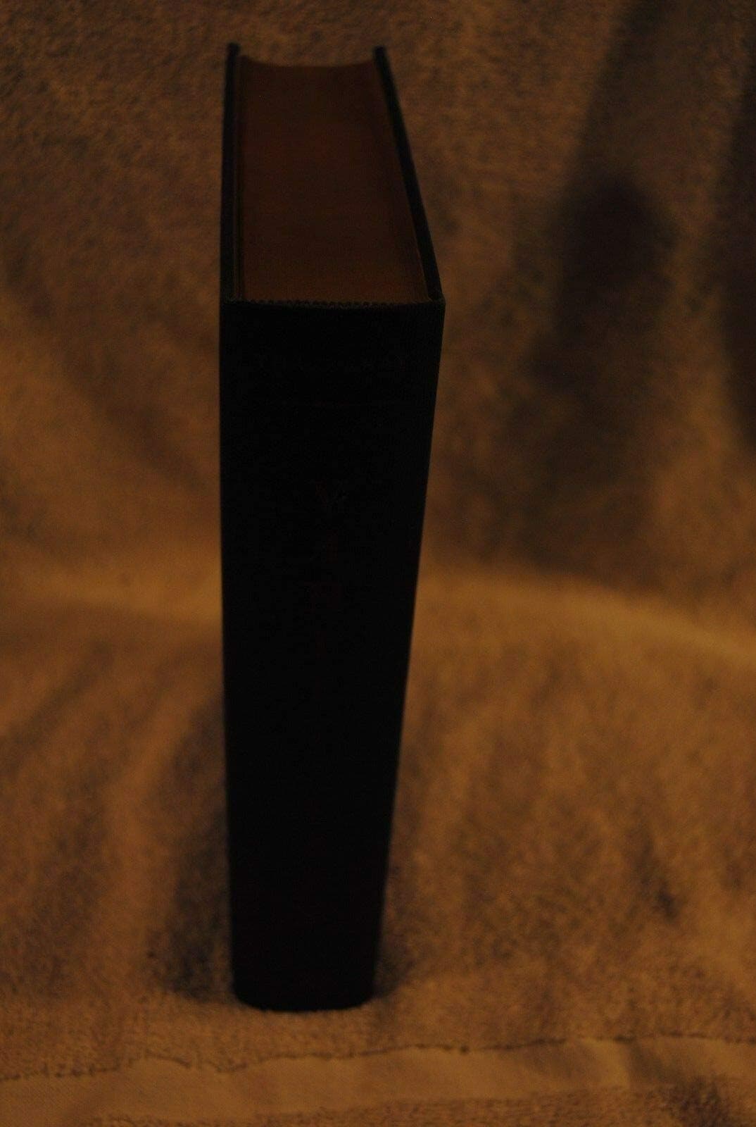 RARE William Thackeray VANITY FAIR Heritage Press in Slipcase c. 1940 [Unknown Binding] Eugene Onegin by null