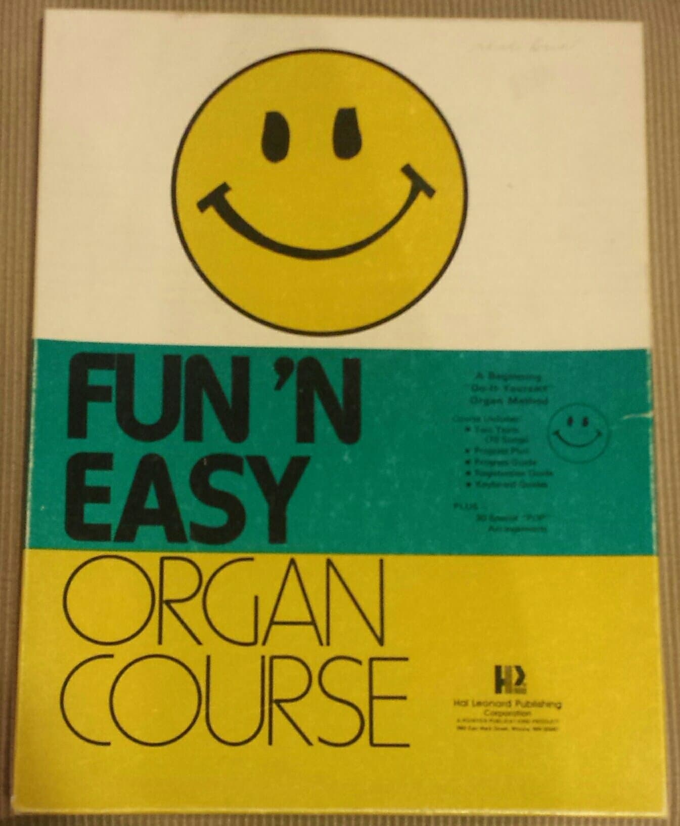 Fun 'N Easy Organ Course [Paperback] unknown author by null