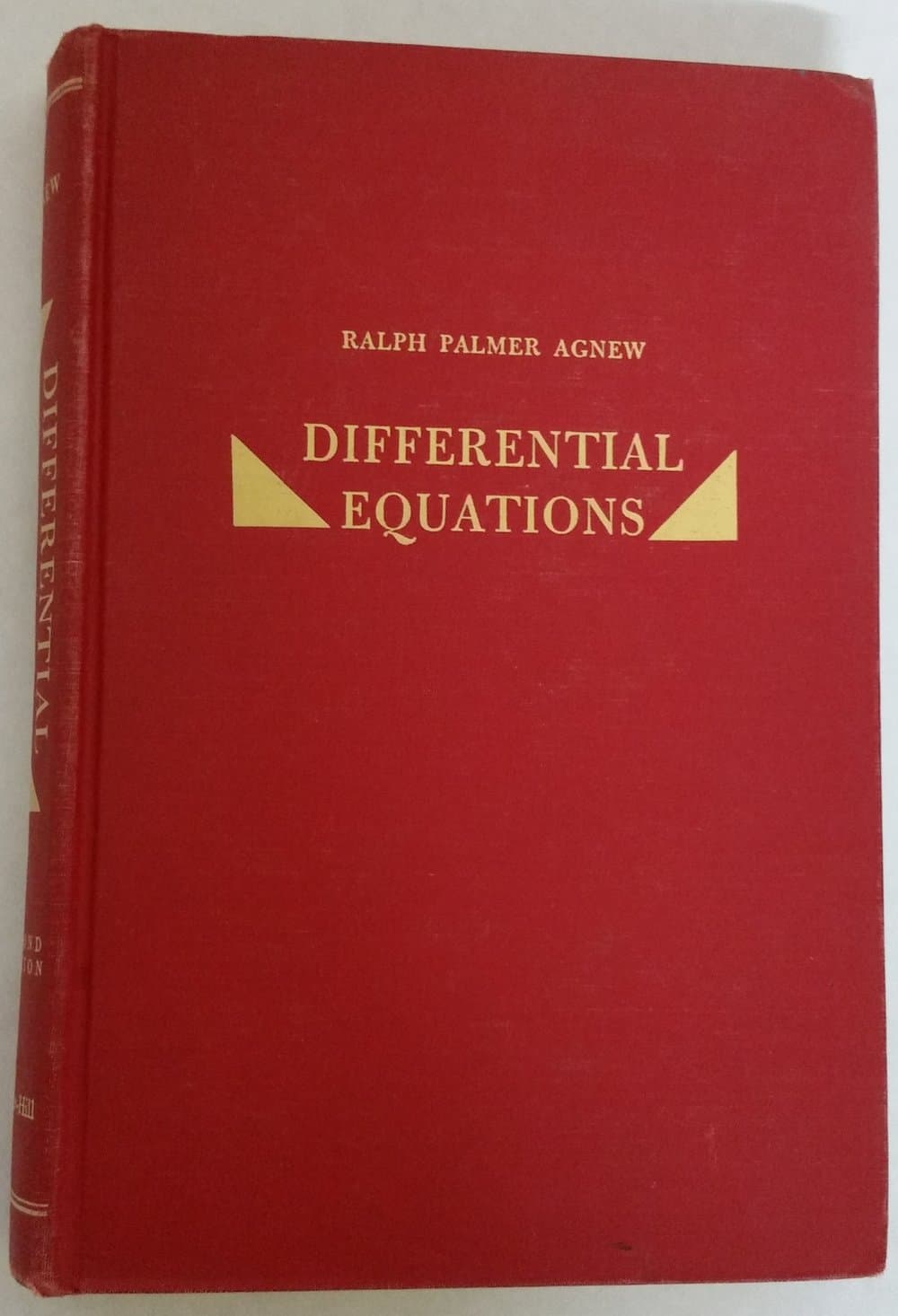 Differential Equations. (Second Edition) [Hardcover] AGnew, Ralph Palmer by null