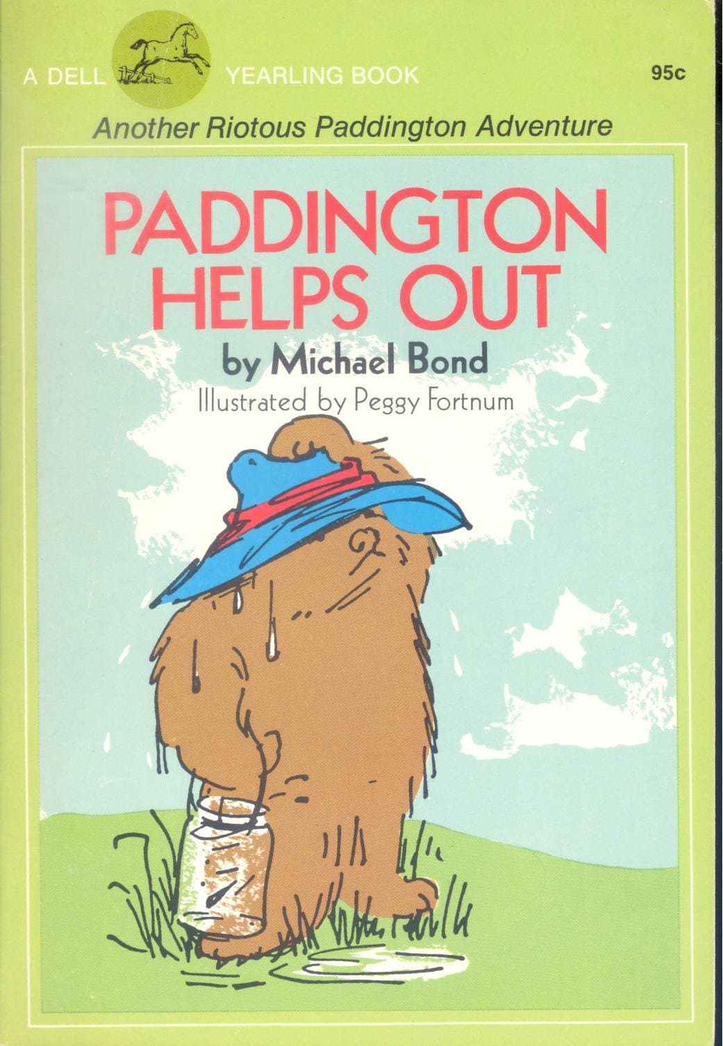 Paddington Helps Out [Unknown Binding] by null