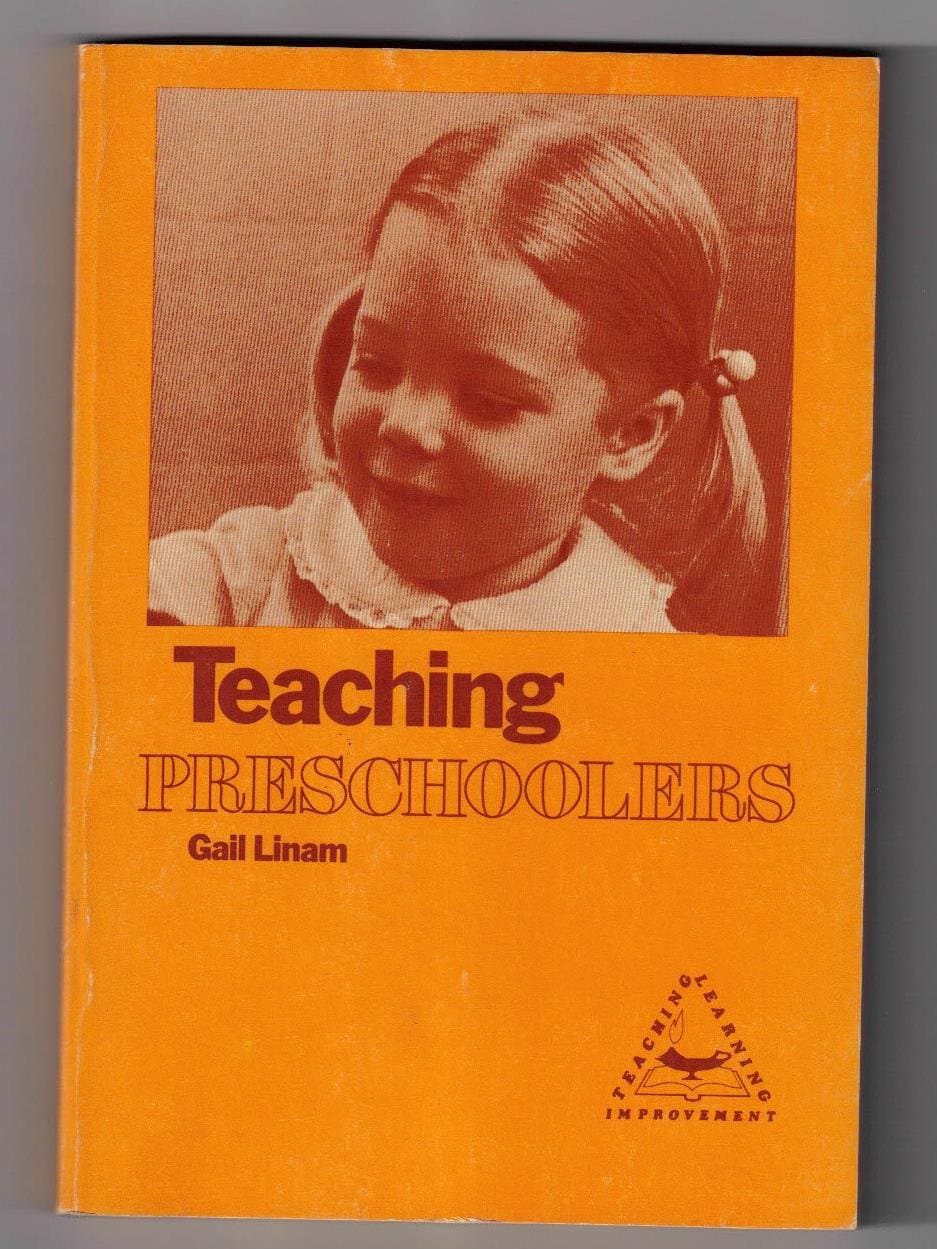 Teaching Preschoolers [Paperback] Gail Linam by null