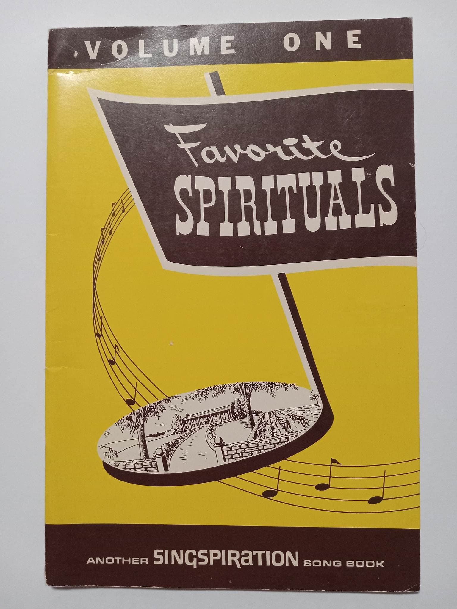 Favorite Spirituals [Paperback] Alfred B. Smith and John W. Peterson by null