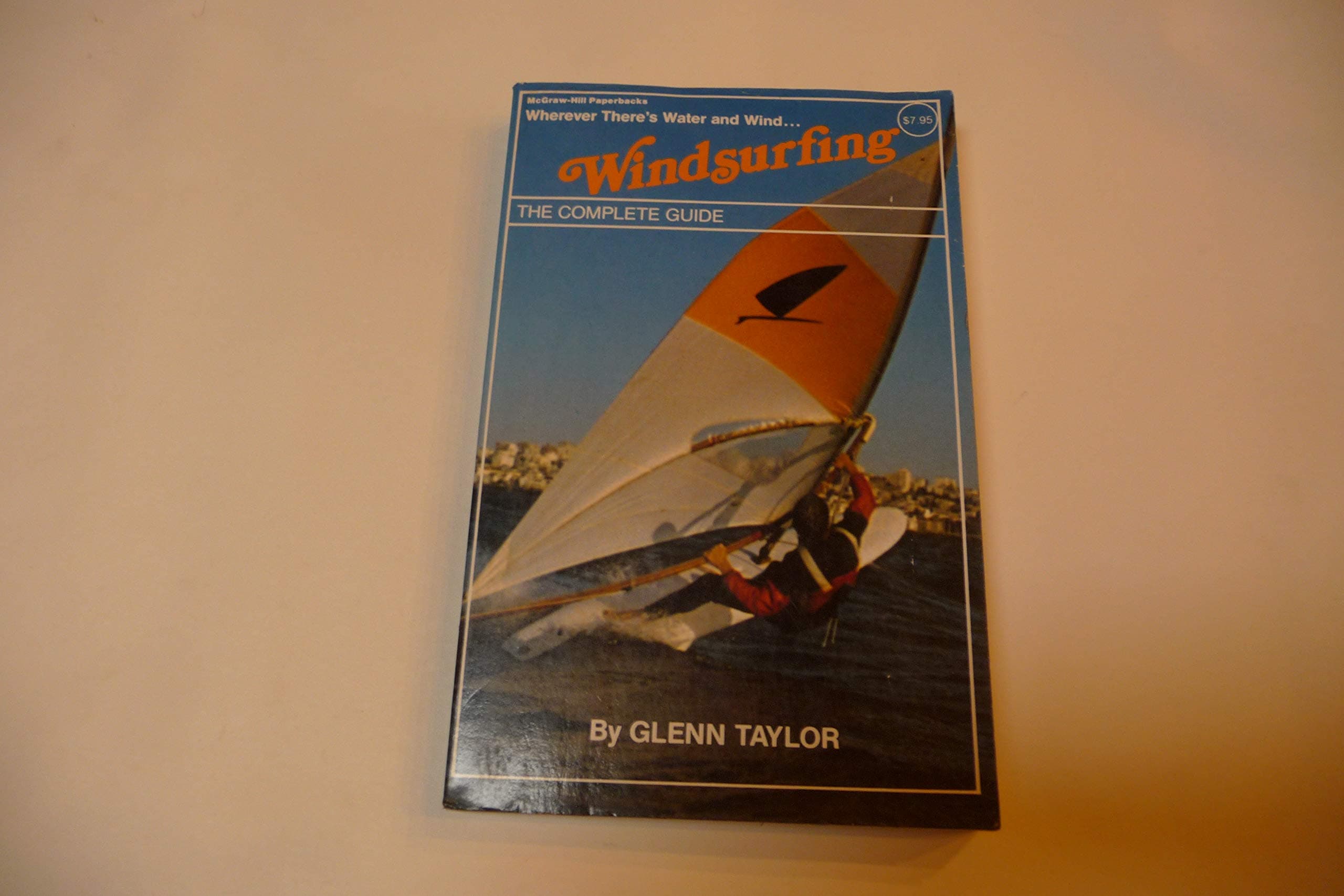 Windsurfing (McGraw-Hill Paperbacks) [Paperback] by null