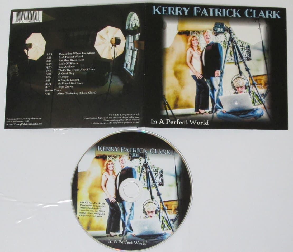 In a Perfect World [Audio CD] Kerry Patrick Clark by null