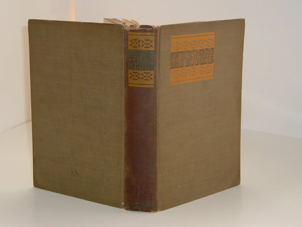 Broom Sticks and Other Tales [Hardcover] WALTER DE LA MARE by null