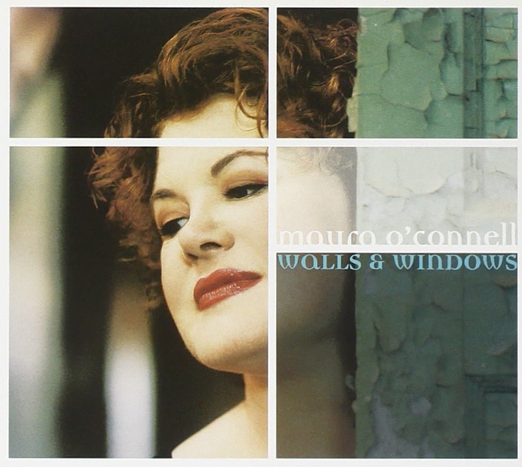 Walls and Windows [Audio CD] O'connell,MAURA by null