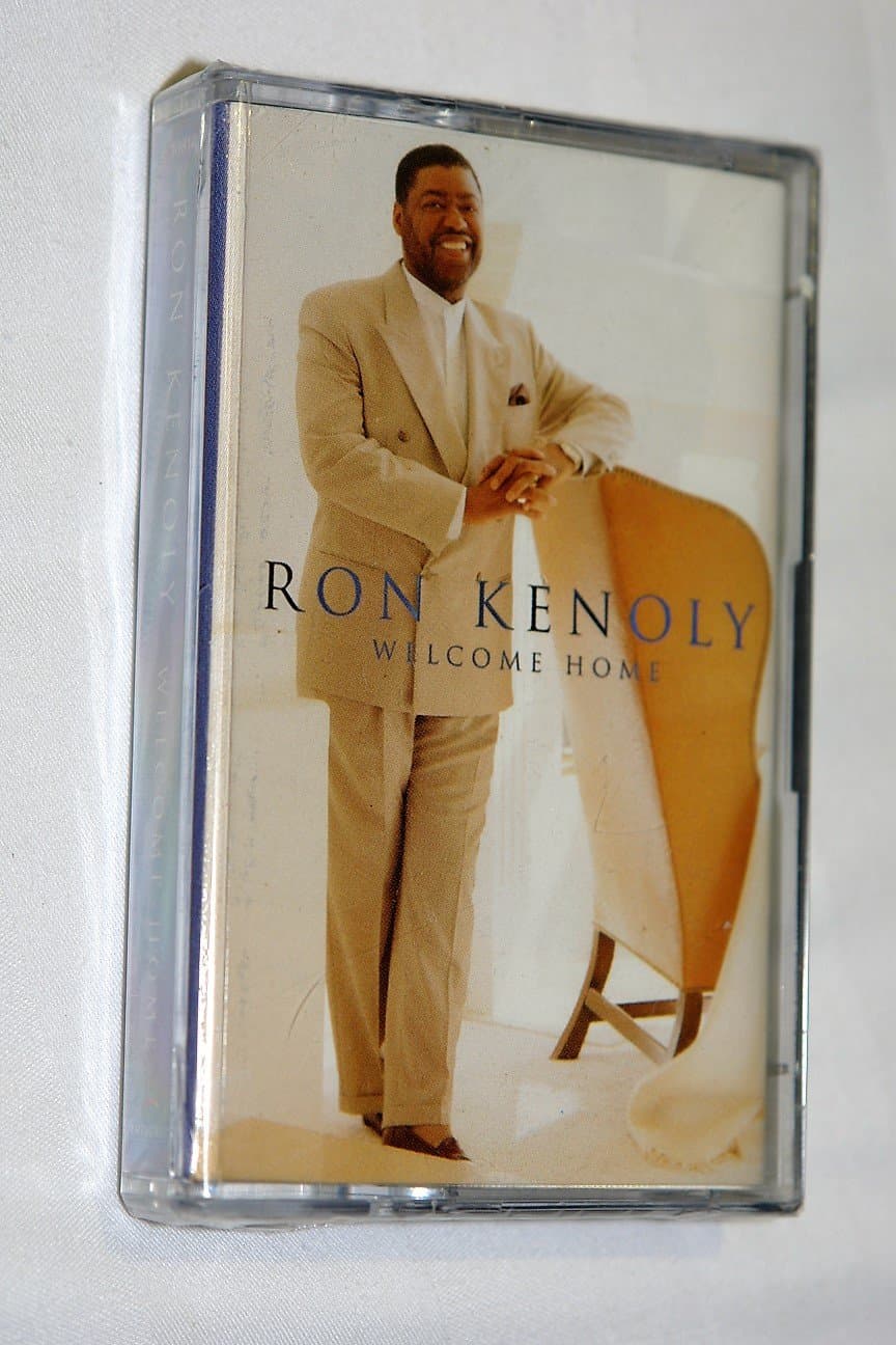 Welcome Home [Audio Cassette] Ron Kenoly