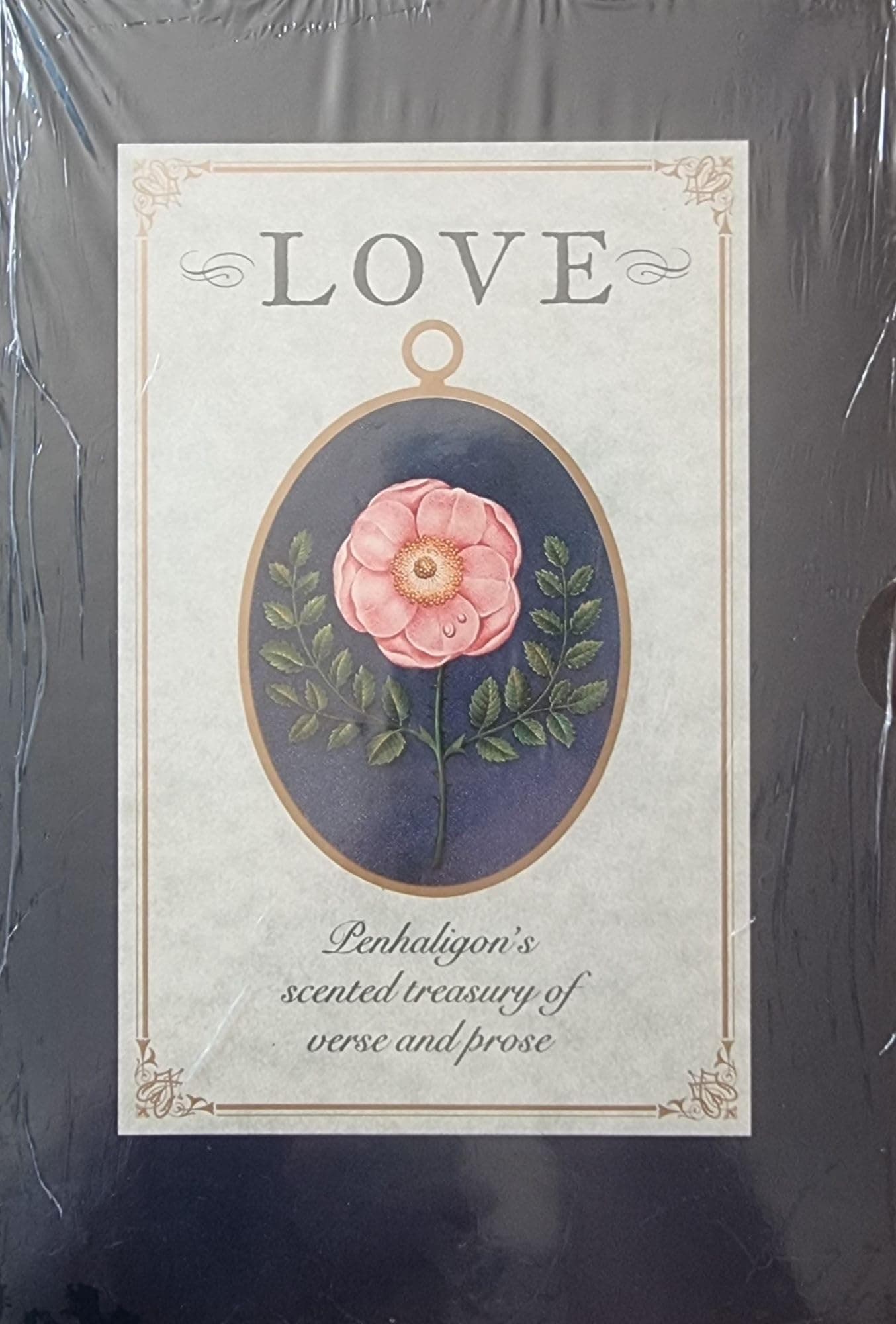 Love: Penhaligon's Scented Treasury of Verse and Prose
