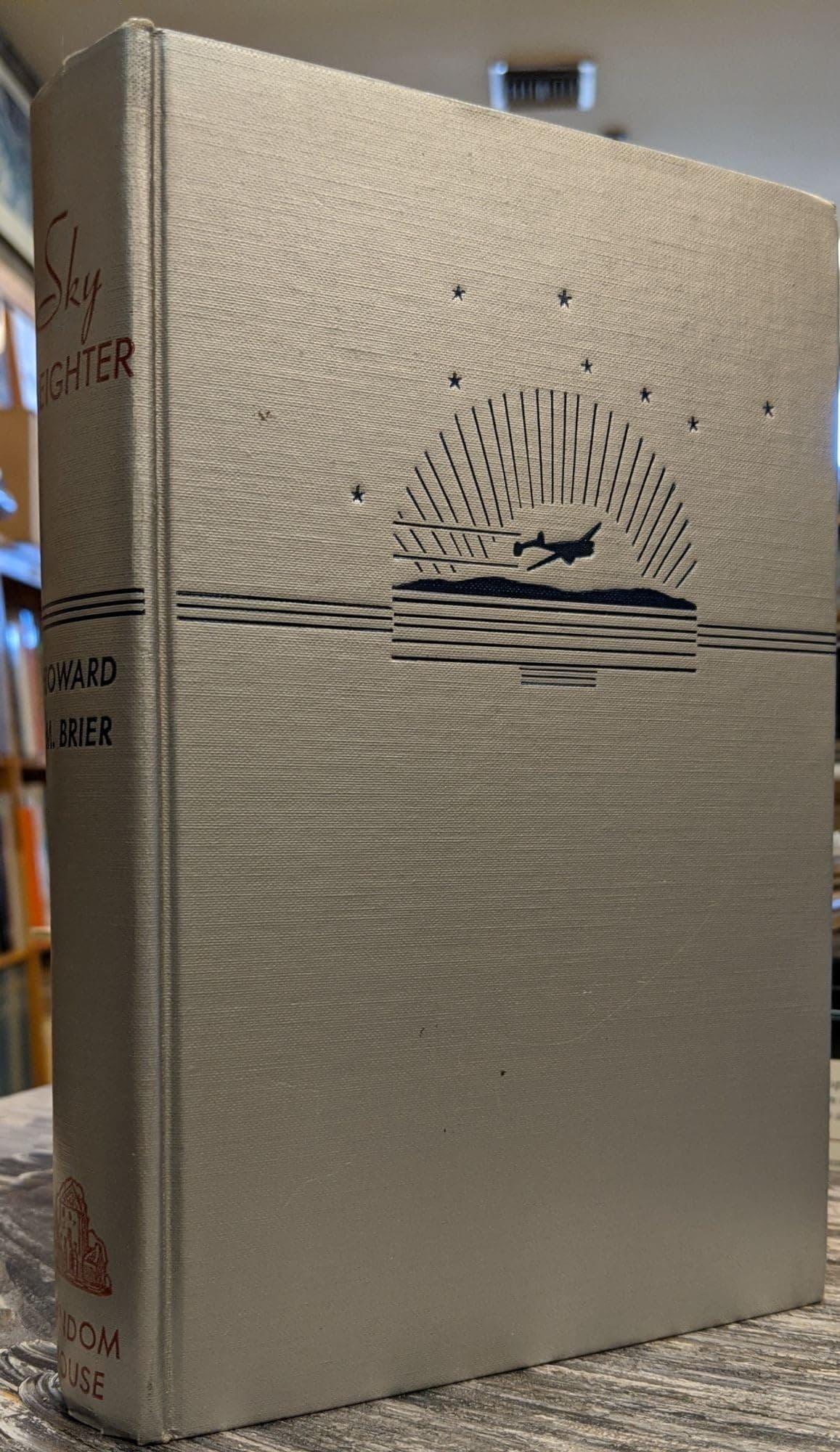 Sky freighter,: A story of bush pilots who fly freight to the radium mines of arctic Canada Brier, Howard M