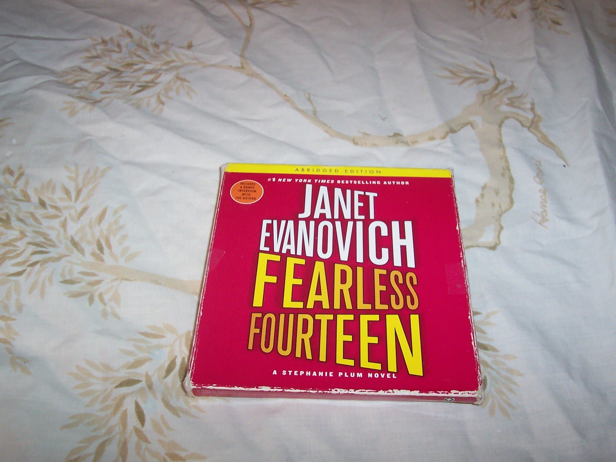Fearless Fourteen (Stephanie Plum, No. 14) Evanovich, Janet and King, Lorelei by null