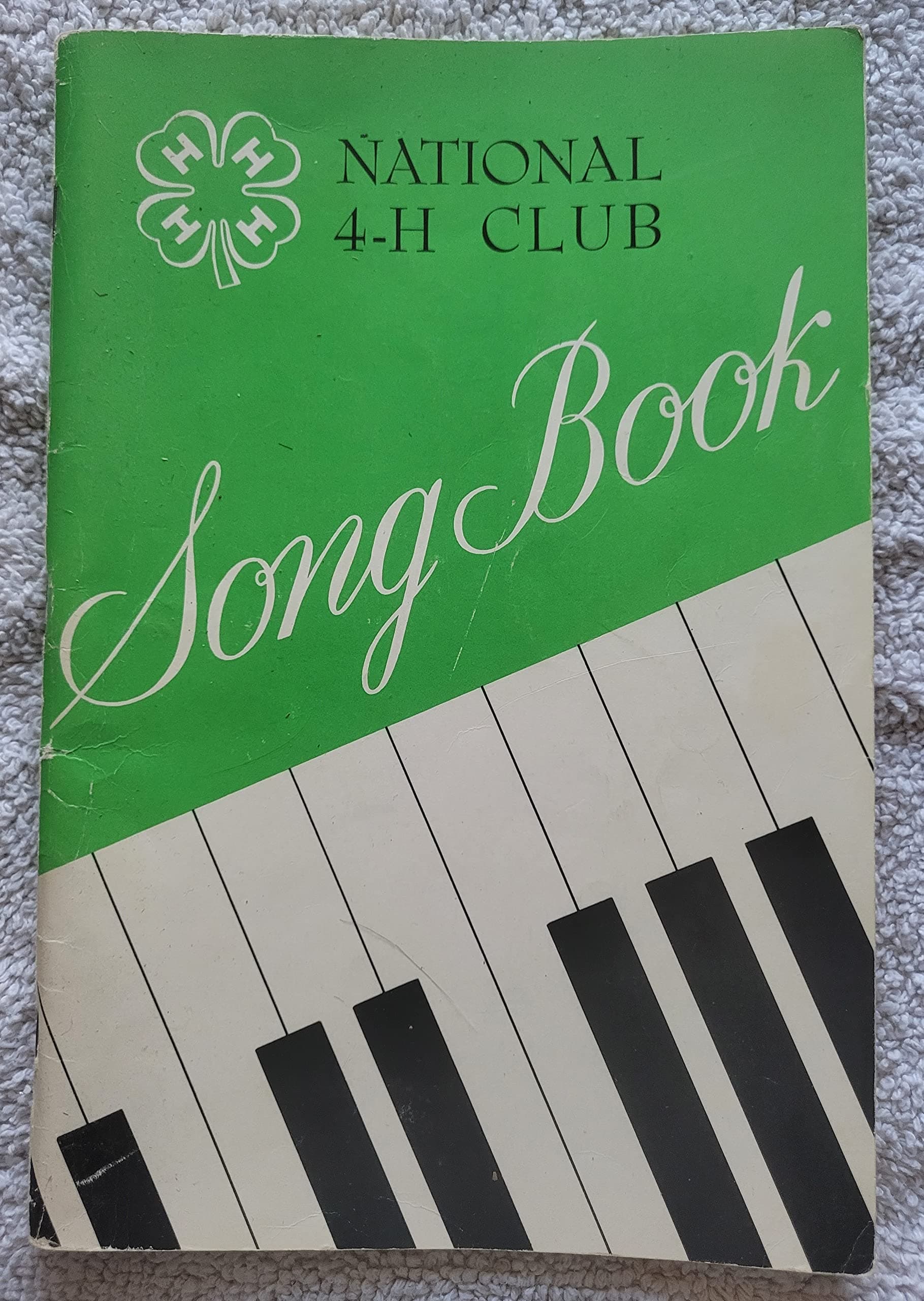National 4-H Club Song Book [Paperback] Unknown by null