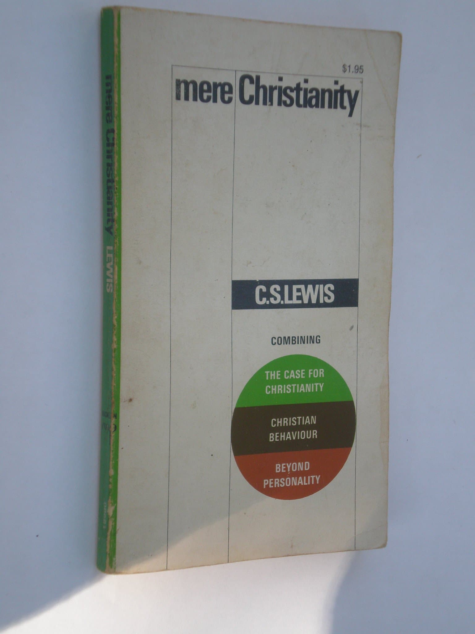 Mere Christianity [Mass Market Paperback] Lewis, C. S. by null