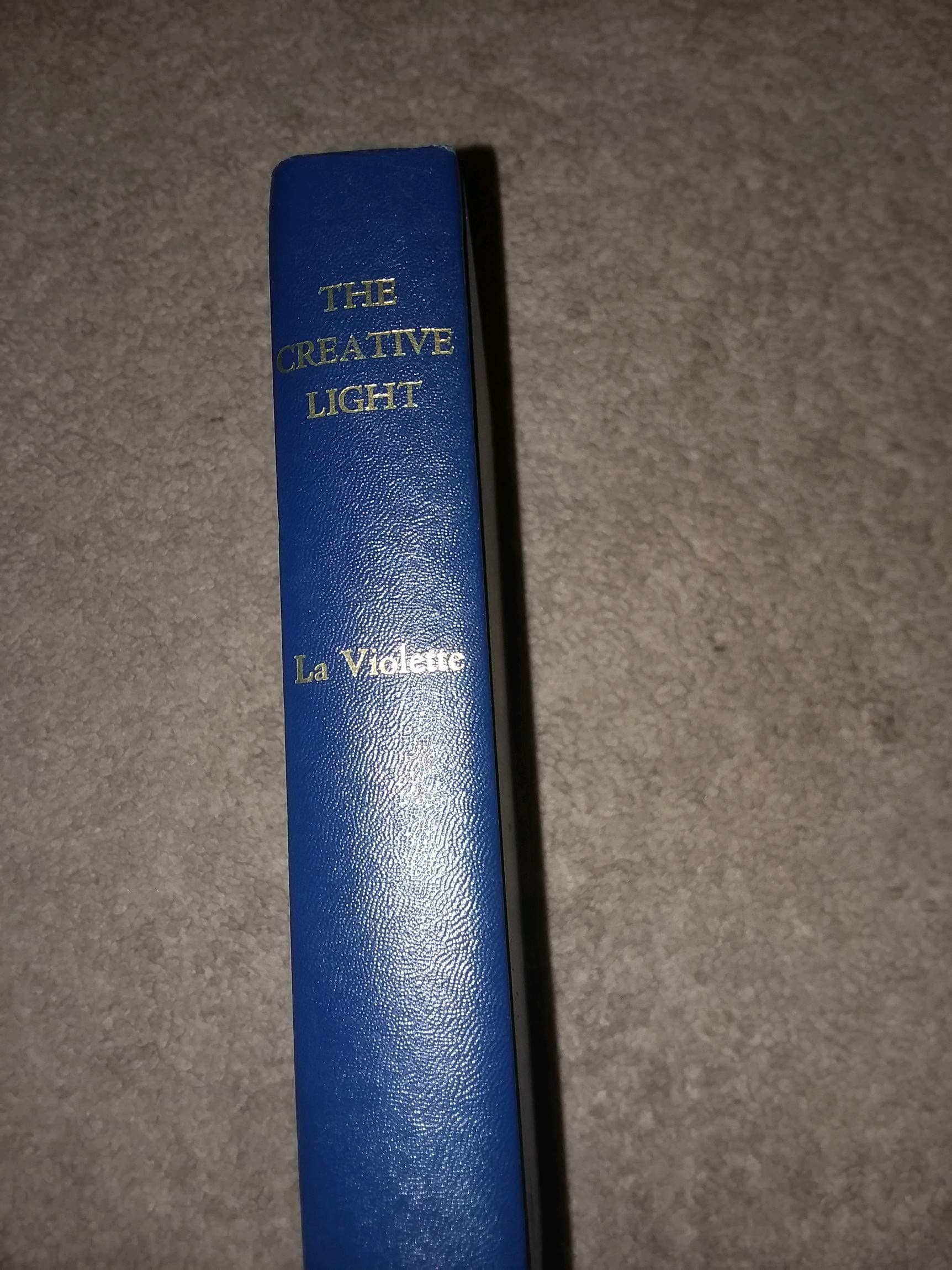 The creative light La Violette, Wesley by null