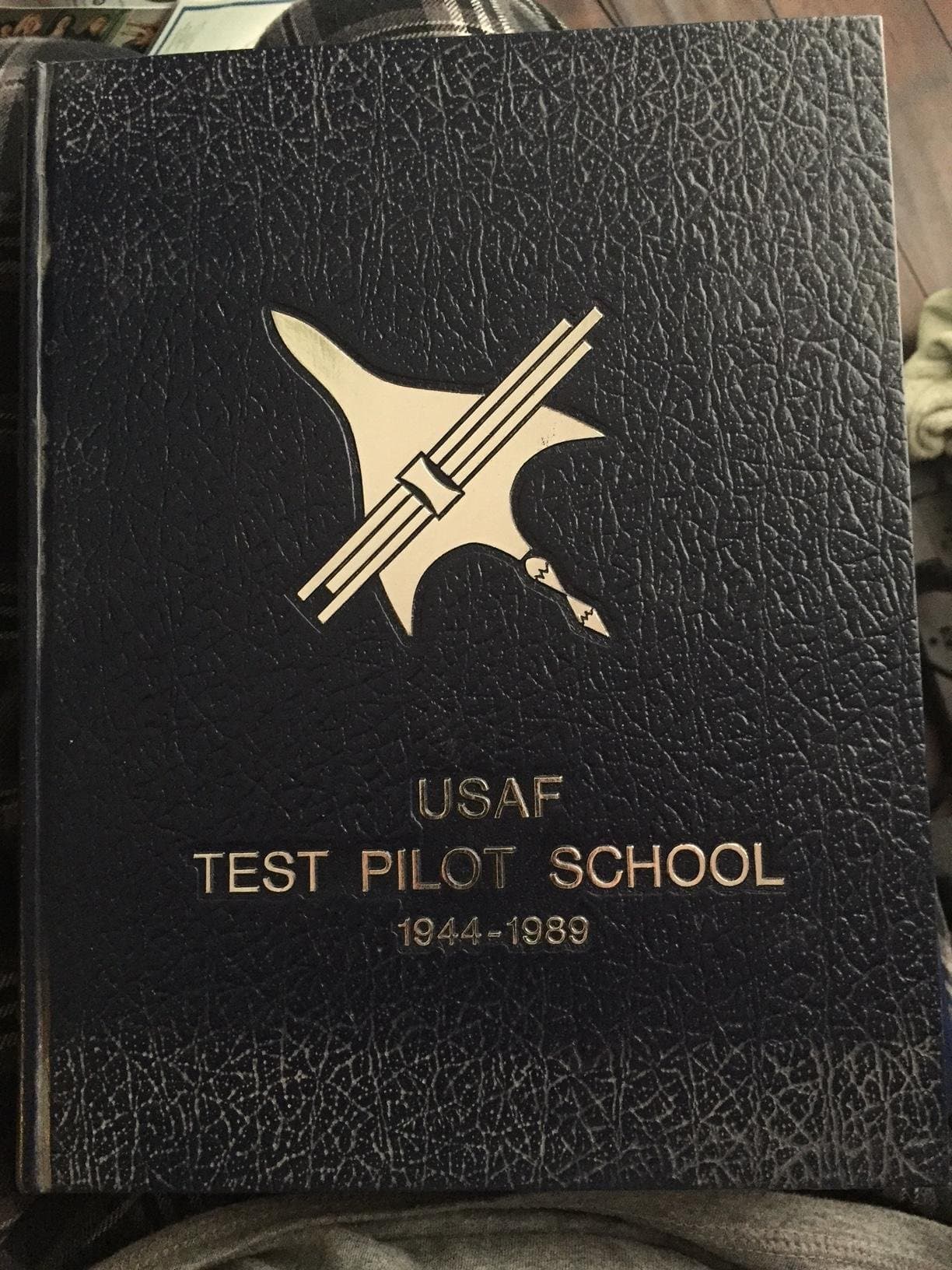 USAF Test Pilot School 1944-1989 45th Anniversary [Leather Bound] Steve (Editor) et al Stowe by null