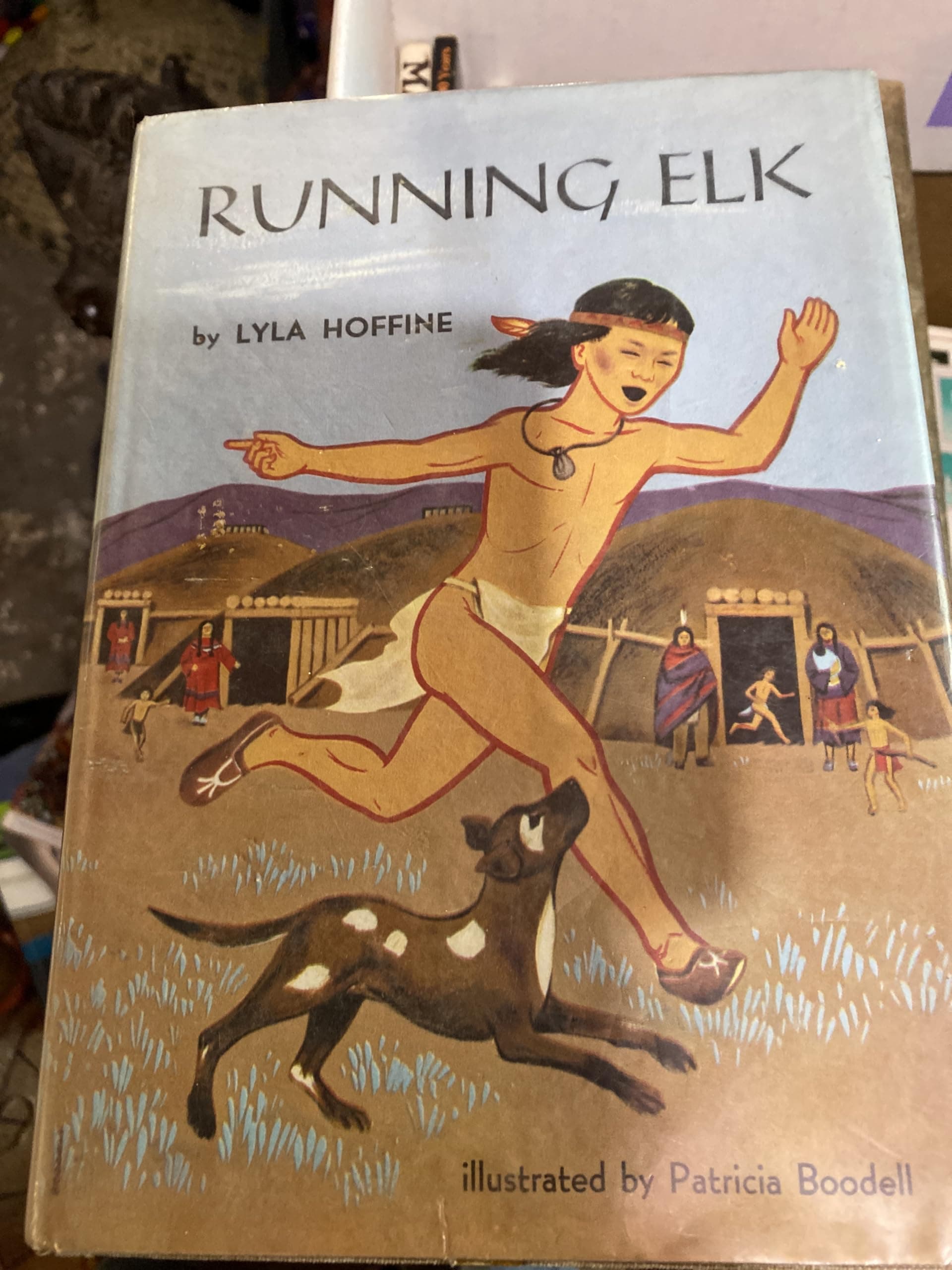 Running Elk [Hardcover] Hoffine, Lyla by null