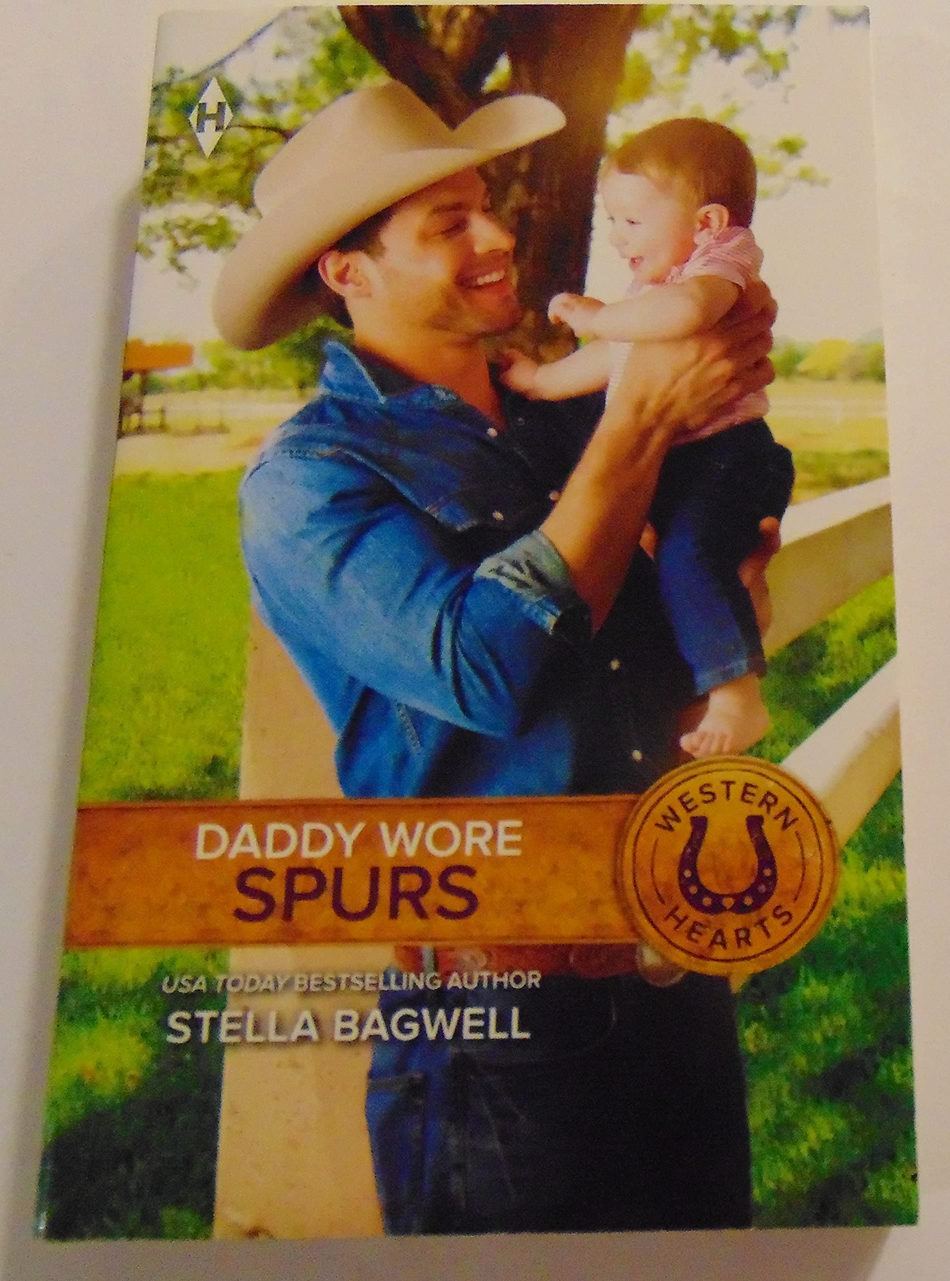 Daddy Wore Spurs [Unknown Binding] by null