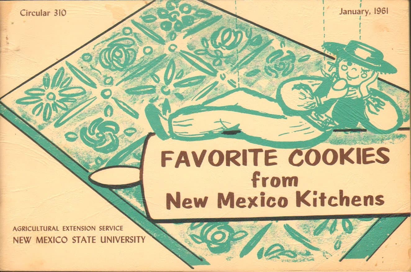 Favorite Cookies From New Mexico Kitchens [Paperback] Louise Garrett by null