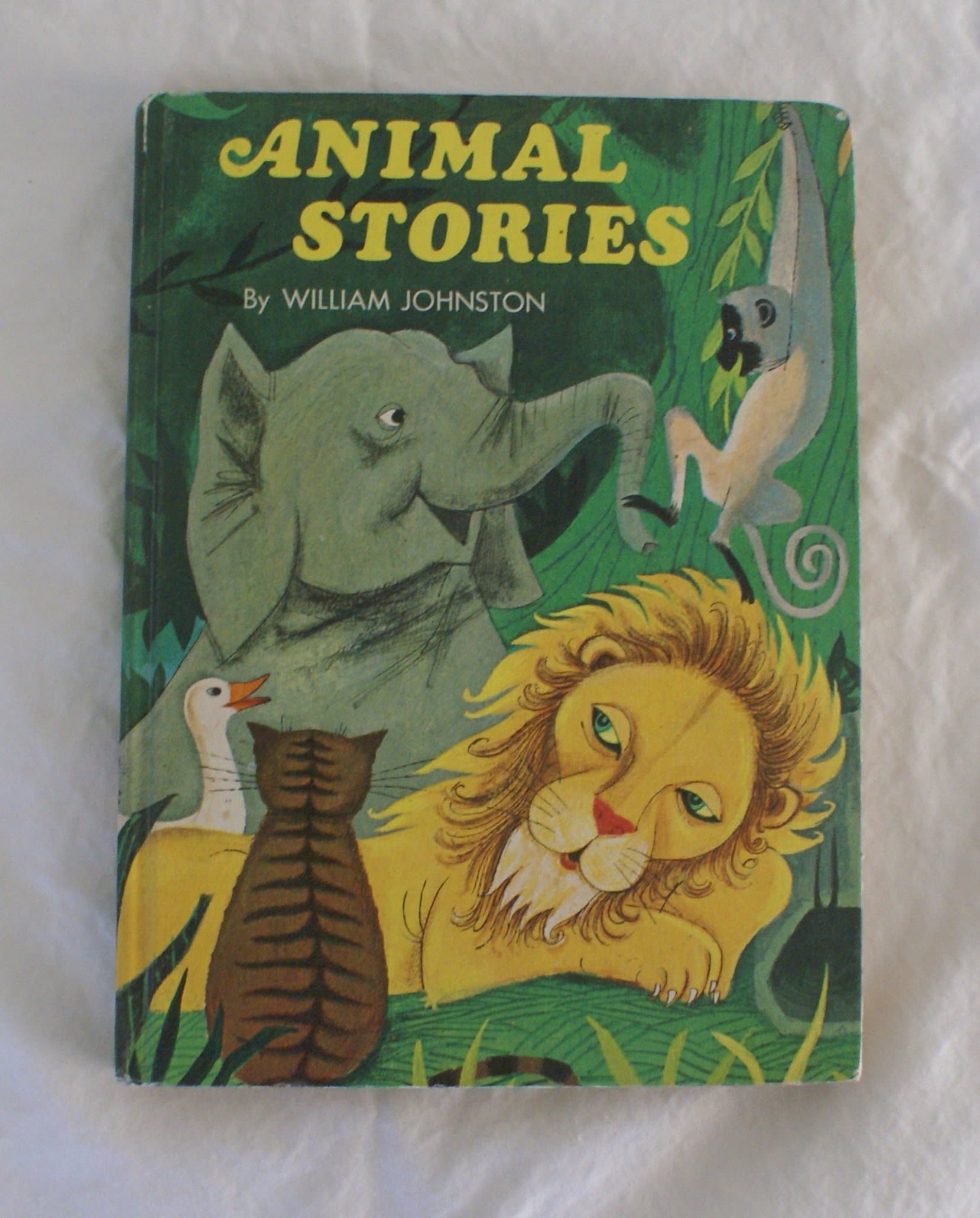 Animal stories (The Whitman library of giant books) William Johnston; Frank Aloise and June Goldsborough by null
