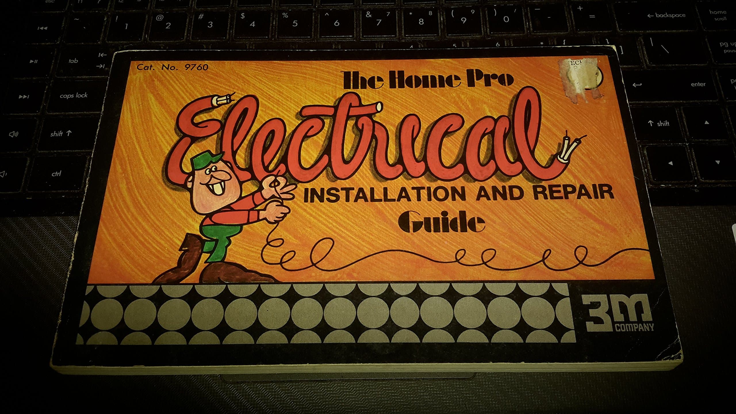 The Home Pro Electrical Installation and Repair Guide [Paperback] Home Pro and Black/white Illlustrations by null