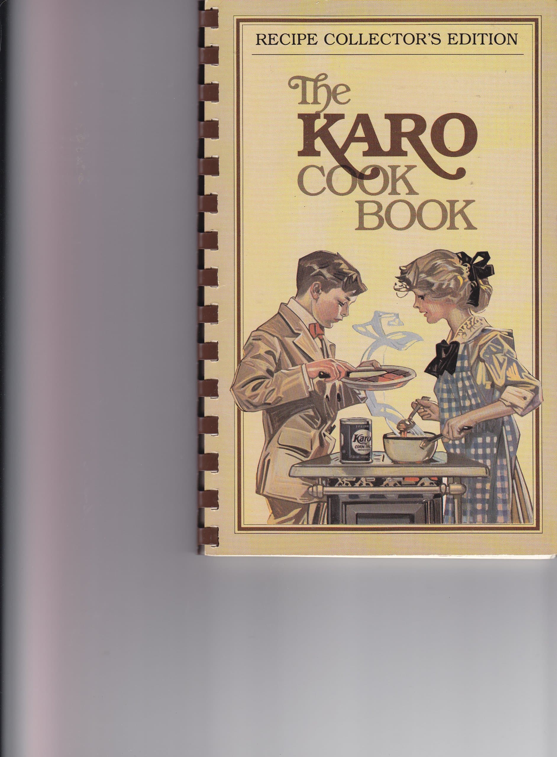 The Karo Cook Book (Recipe Collector's Edition) [Plastic Comb] Best Foods Kitchens by null