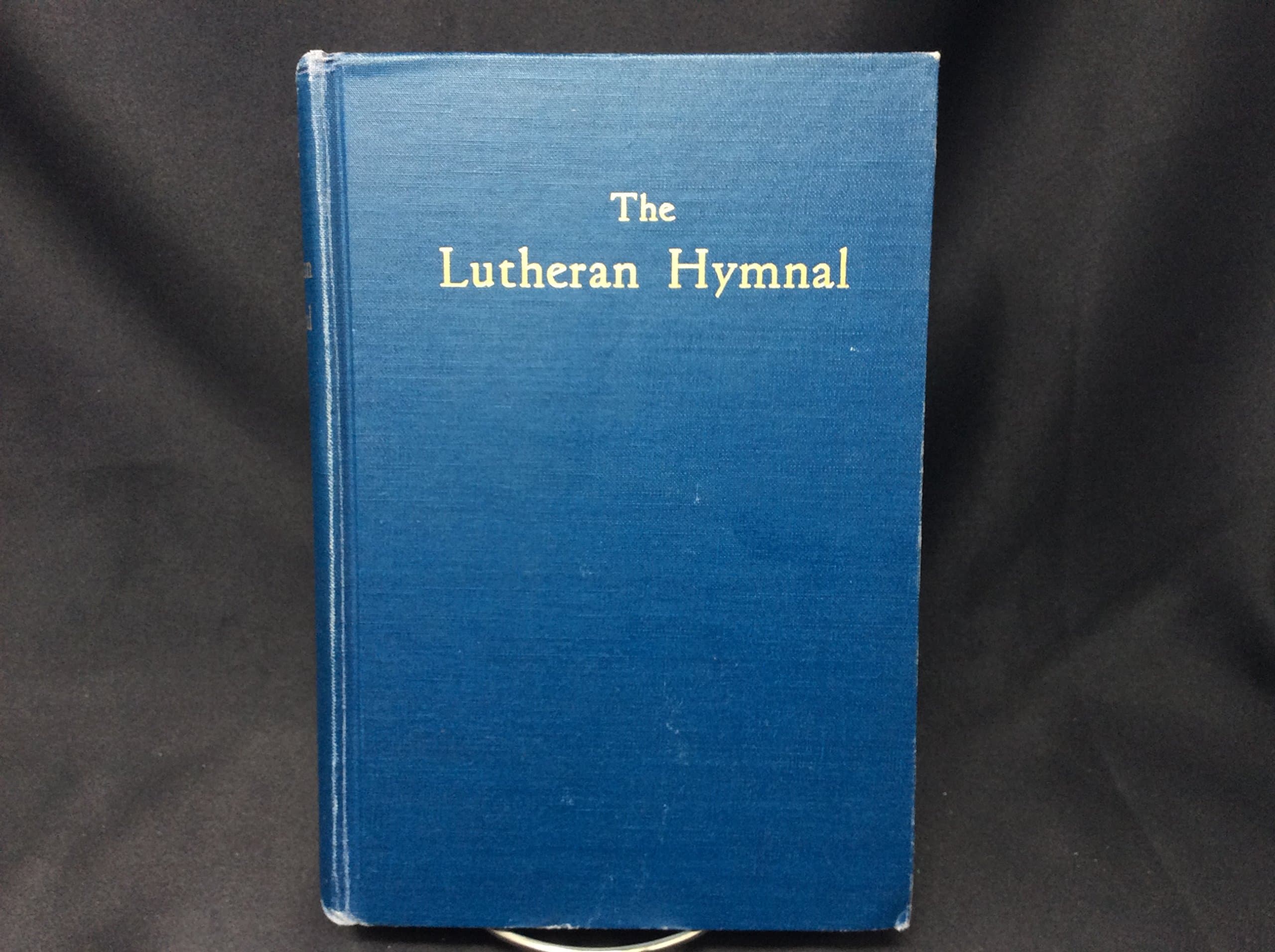 The Lutheran Hymnal [Hardcover] The Evangelical Lutheran Synodical Conference of North America by null