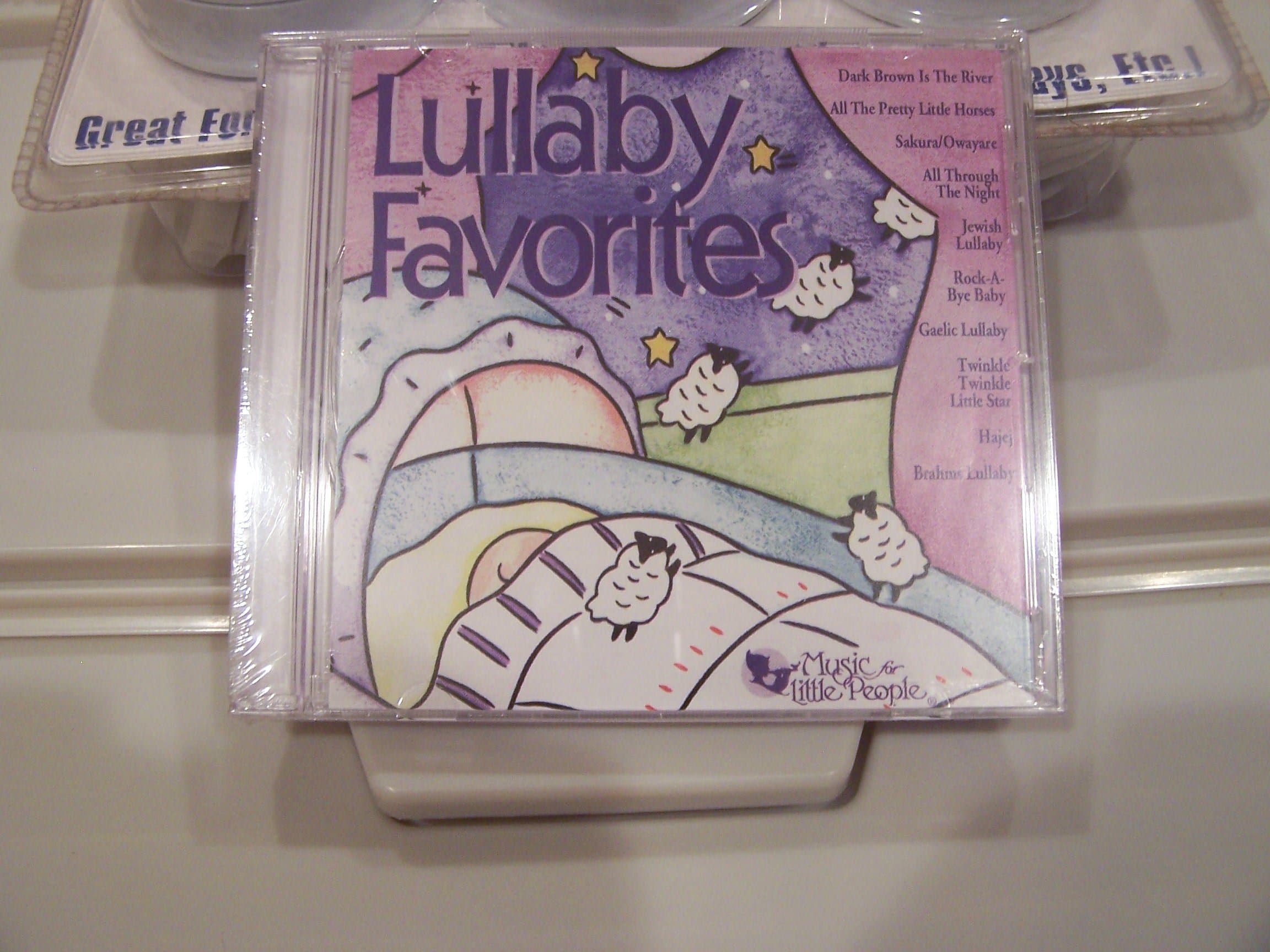Lullaby Favorites (Featuring Dark Brown in the River, All the Pretty Little Houses and More) [Audio CD] Musci for Little People by null