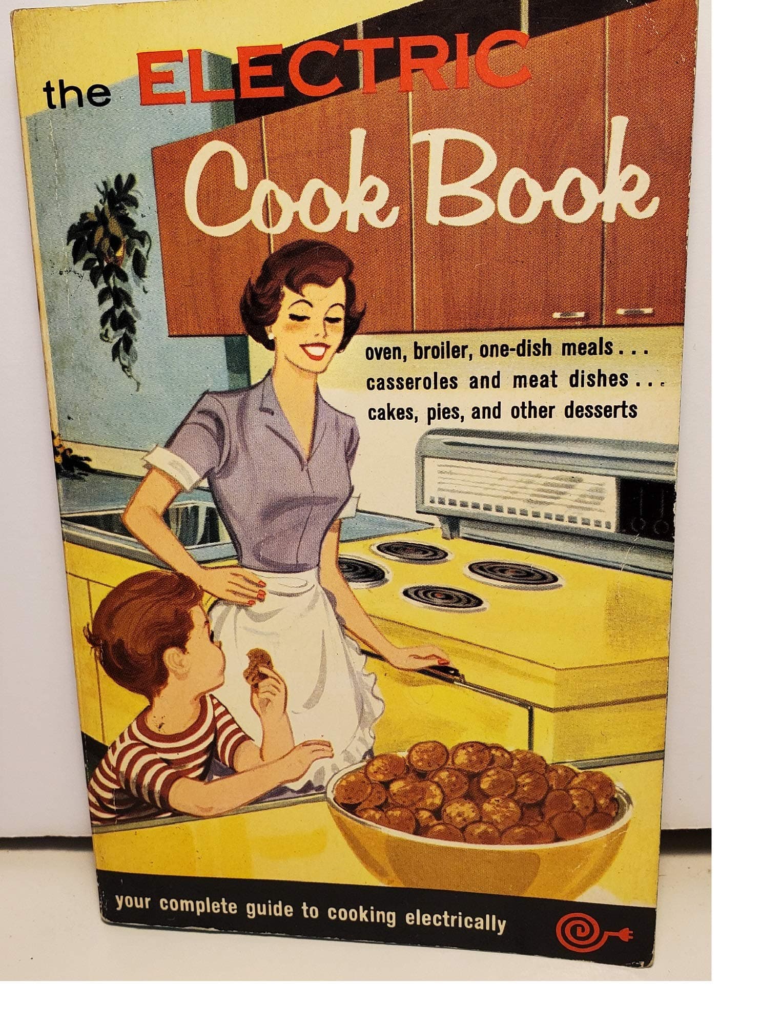 The Electric Cookbook; Your complete guide to cooking electrically [Paperback] Marguerite Fenner by null