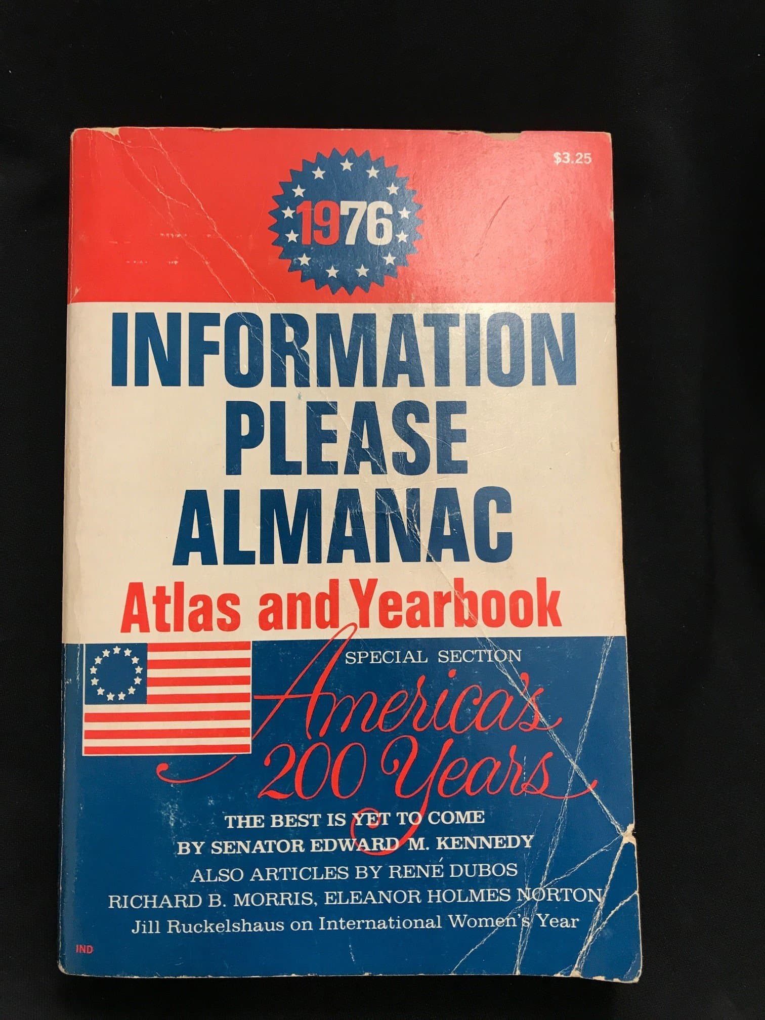 Information Please Almanac 1976 [Paperback] Dan Golenpaul by null