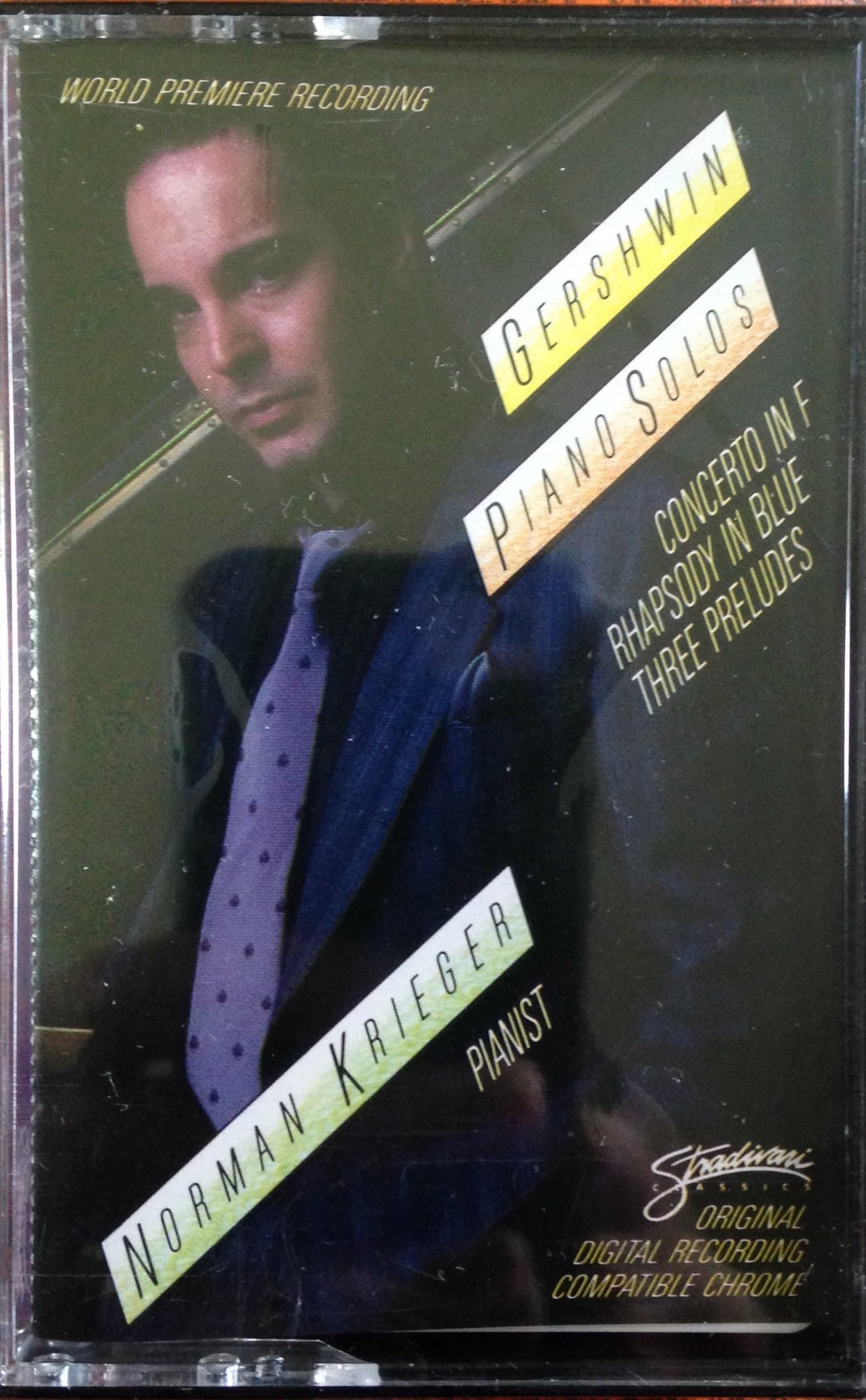 Gershwin Piano Solos: Rhapsody in Blue / Concerto in F / Three Preludes [Audio Cassette] by null