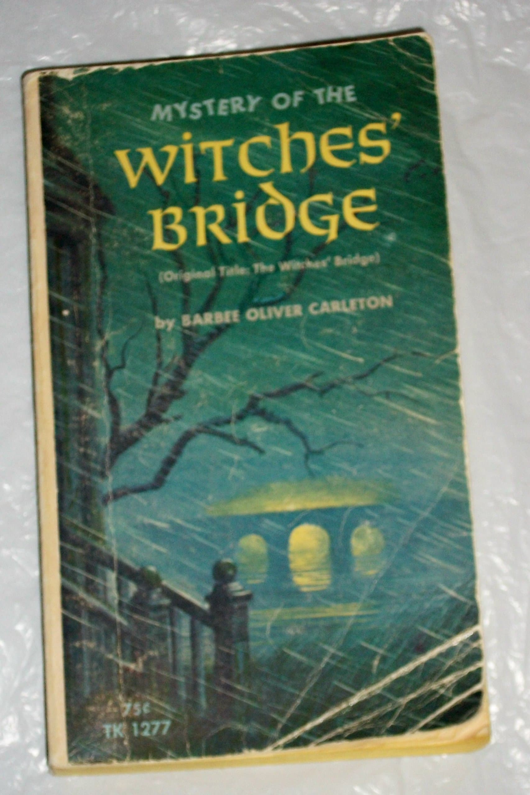 Mystery of the witches' Bridge