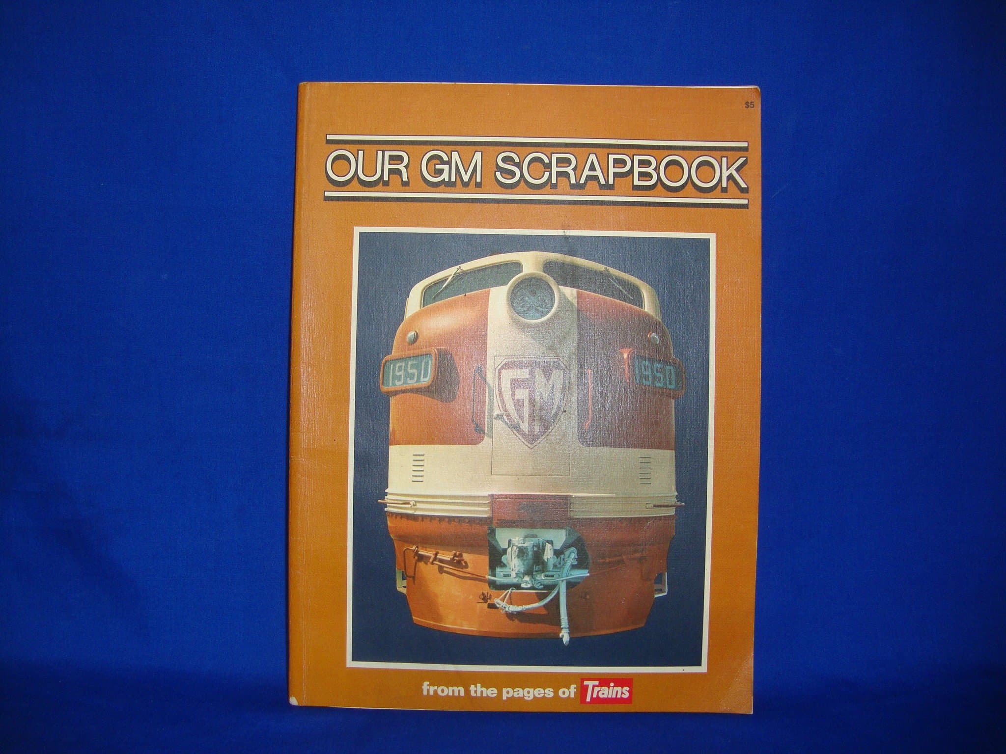 Our GM Scrapbook [Hardcover] Abbey, Wallace W., et al. by null