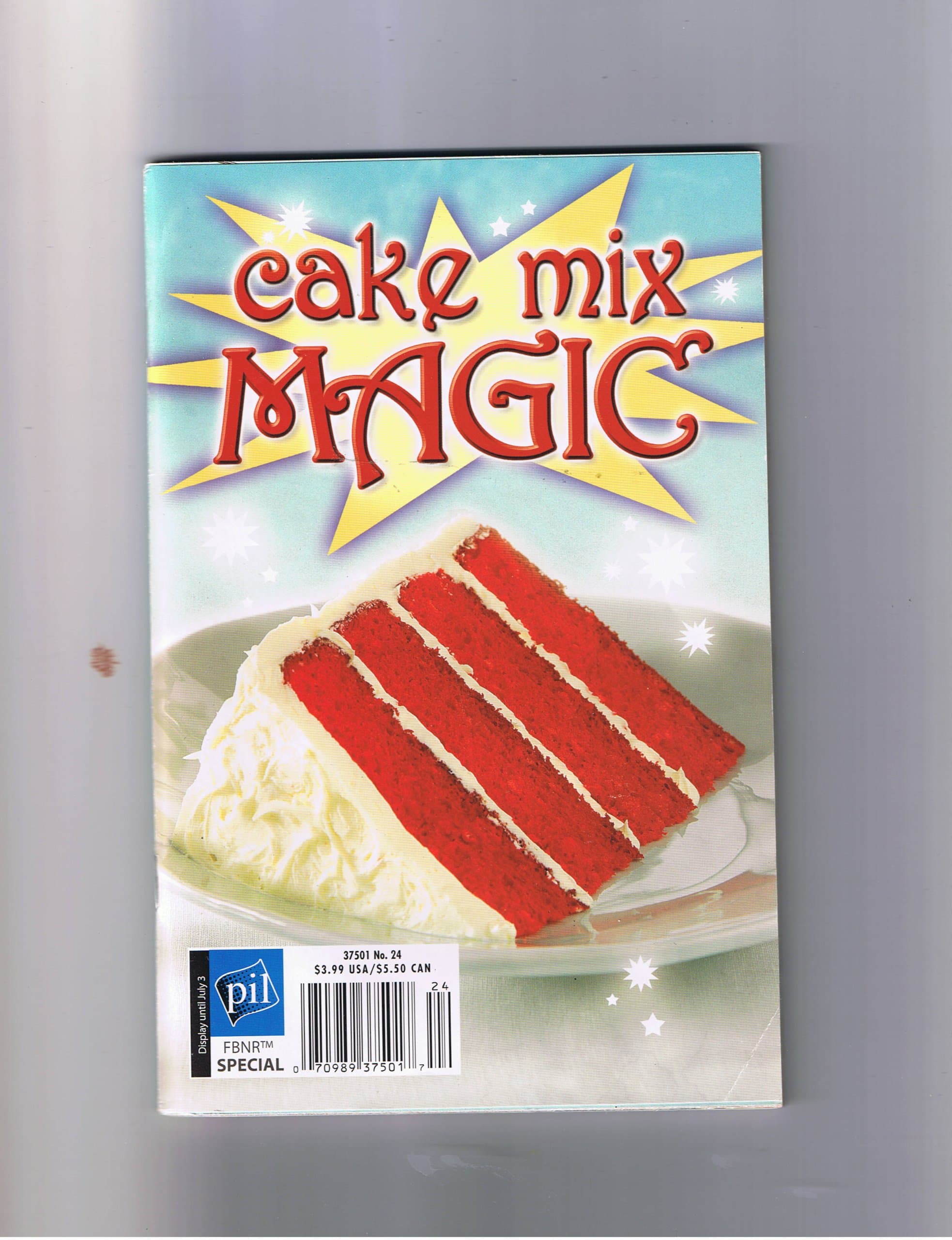 Cake Mix Magic [Mass Market Paperback] Pillsbury by null