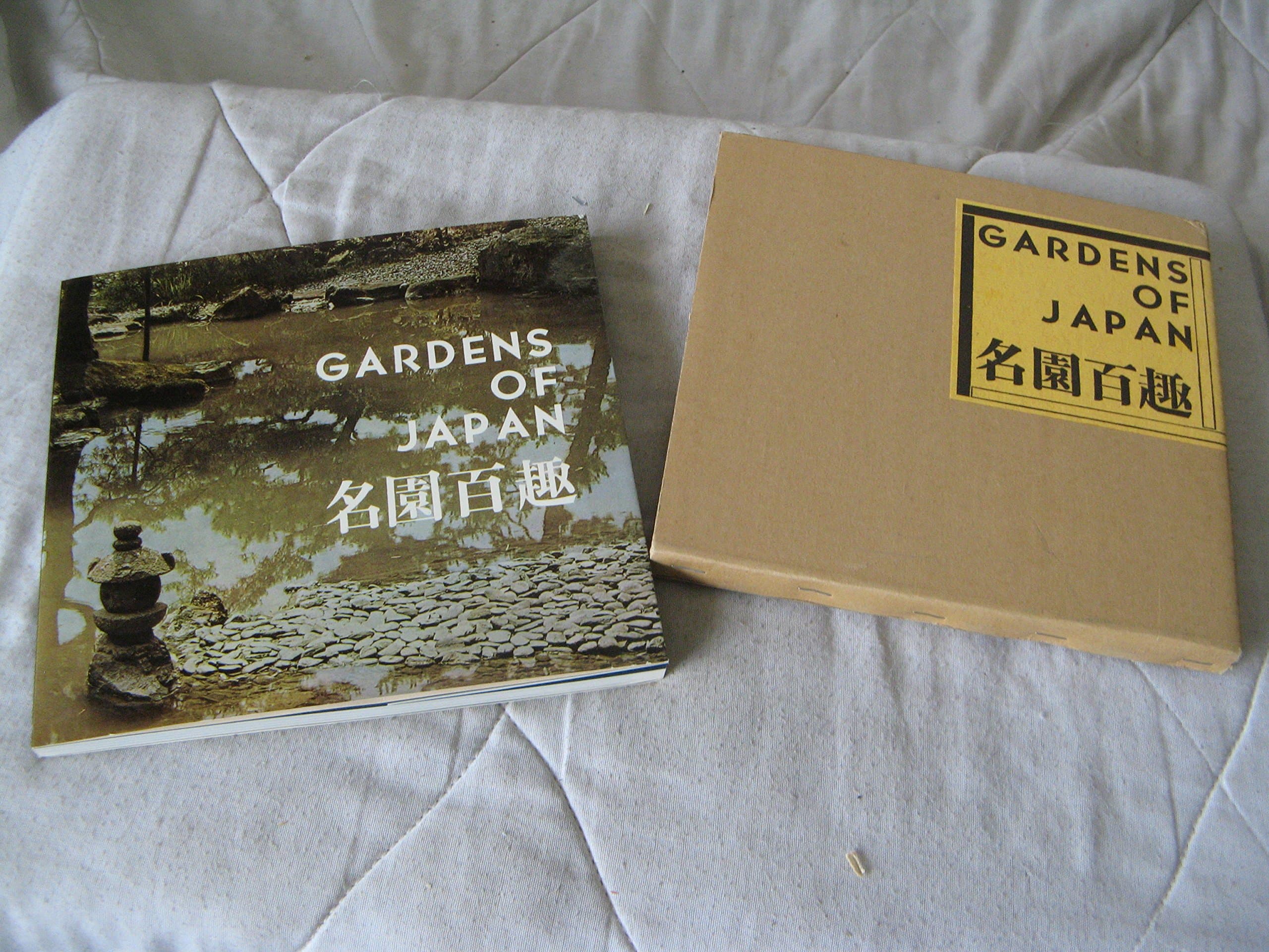 Gardens of Japan [Paperback] Okamoto, Toyo and Gisei Takakuwa by null