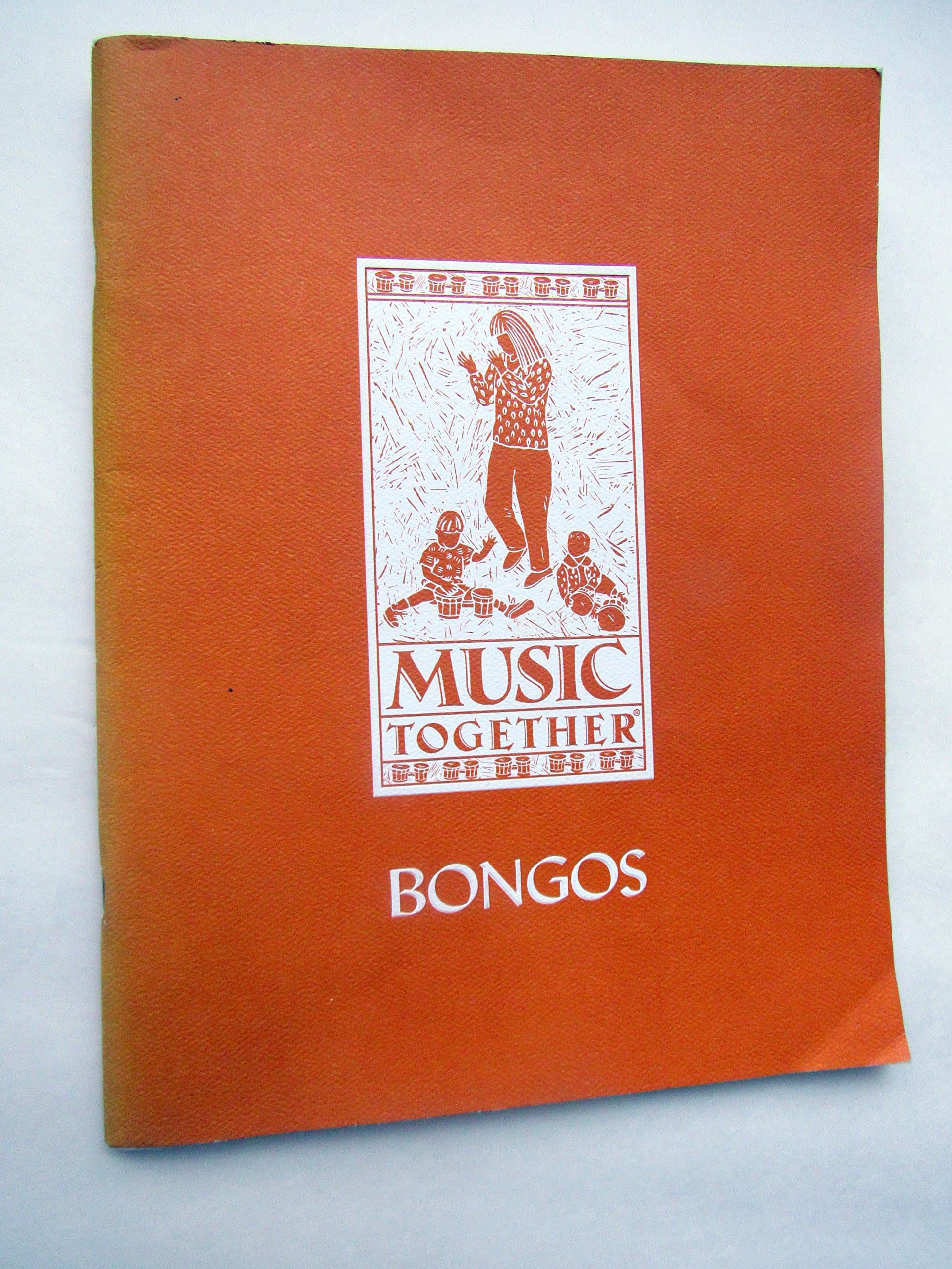 Music Together Bongos [Paperback] Guilmartin, Kenneth, and Levinowitz, Lili by null