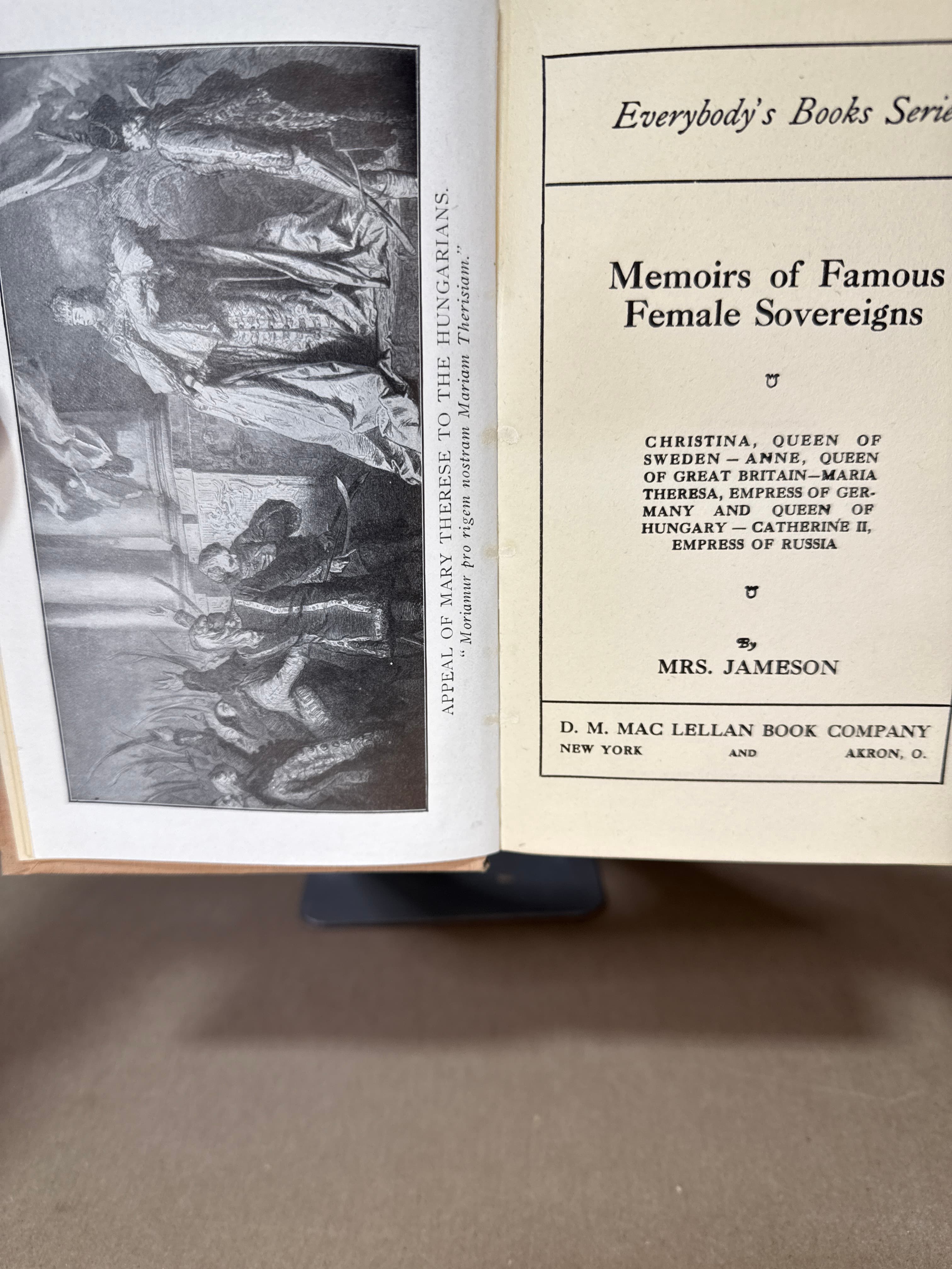Memoirs of Famous Female Sovereigns [Hardcover] Mrs Jameson 1910 by Mrs. Jameson - title page