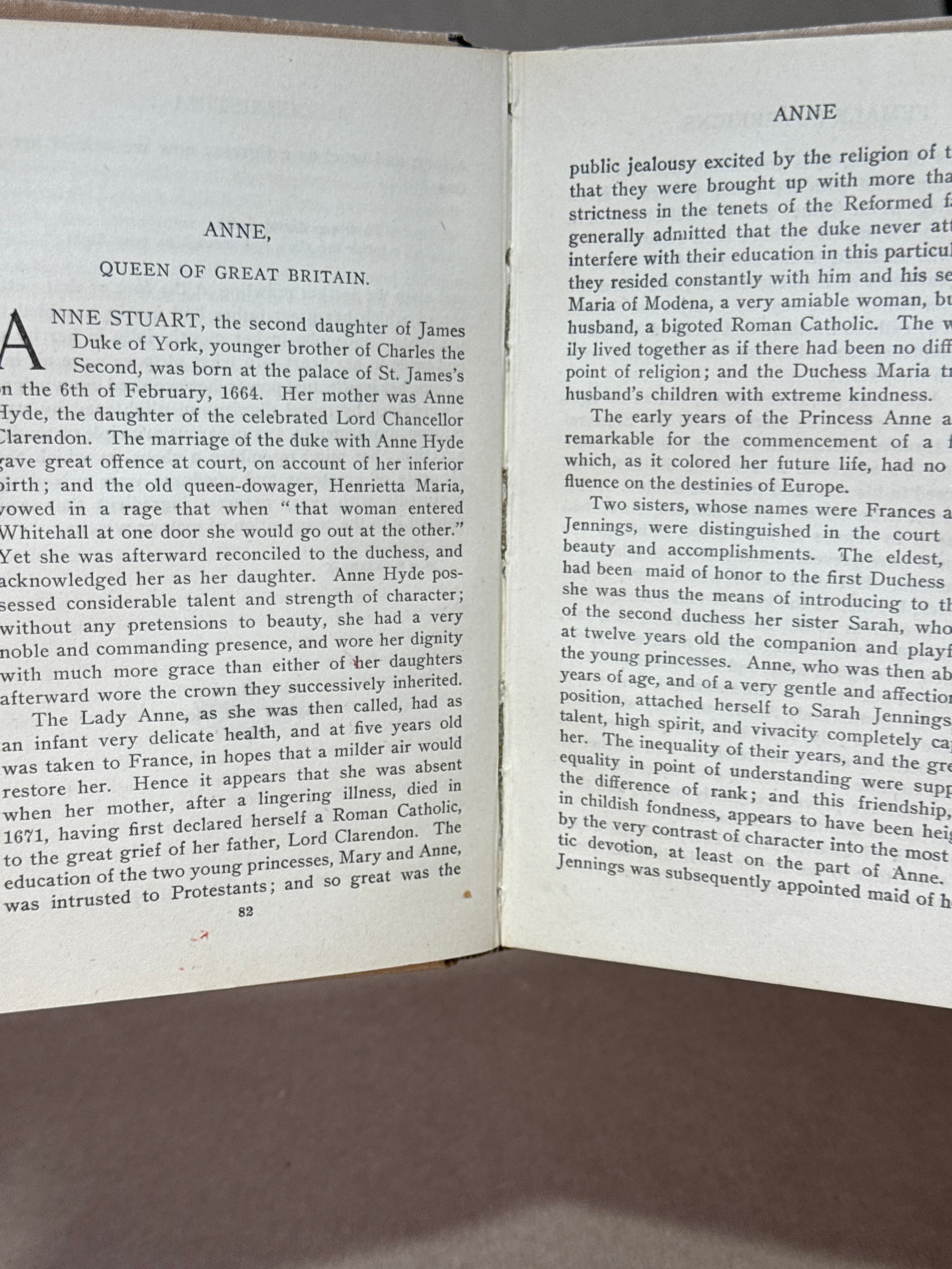 Memoirs of Famous Female Sovereigns [Hardcover] Mrs Jameson 1910 by Mrs. Jameson - additional view