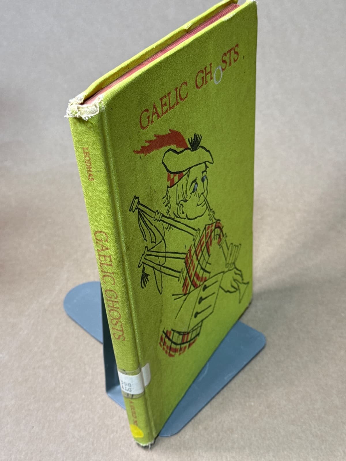 Gaelic Ghosts by Sorche Nic Leodhas - quarter view showing binding condition