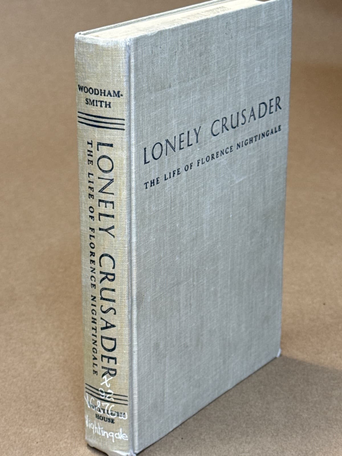 Lonely Crusader: The Life of Florence Nightingale by Cecil Woodham-Smith - quarter view showing binding condition