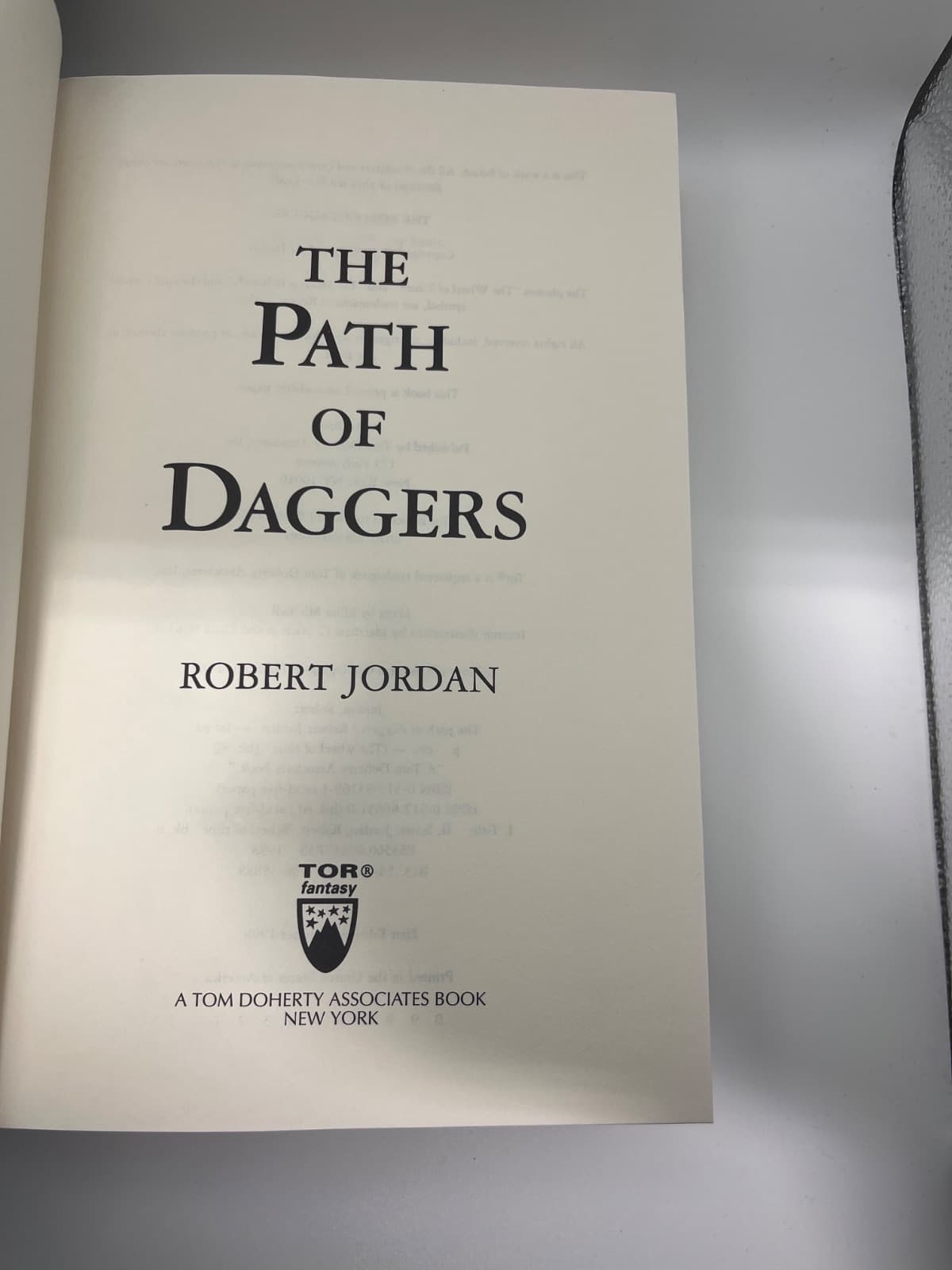 The Path of Daggers - Robert Jordan - Wheel of Time - Hardcover - First Edition/First Print  by Robert Jordan - title page