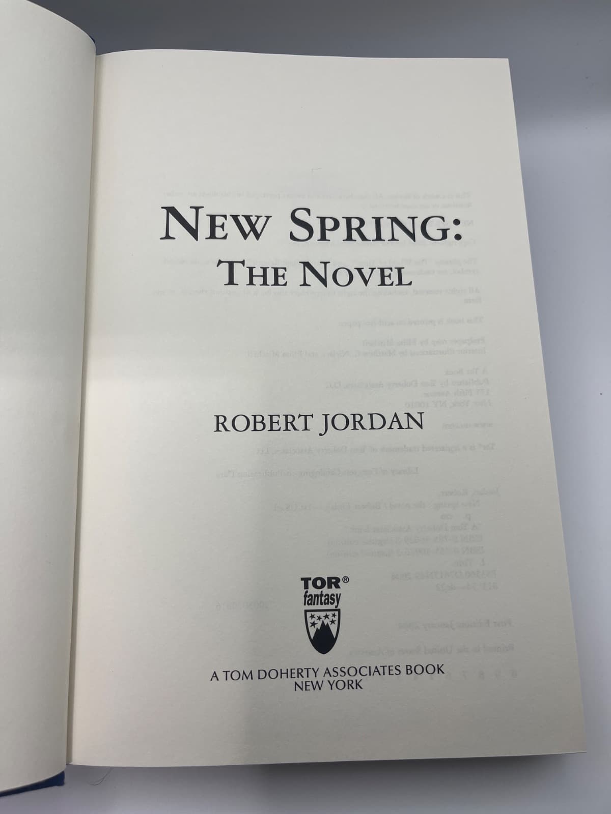 New Spring: The Novel - Robert Jordan - Wheel of Time - Hardcover - First Edition/First Print  by Robert Jordan - title page