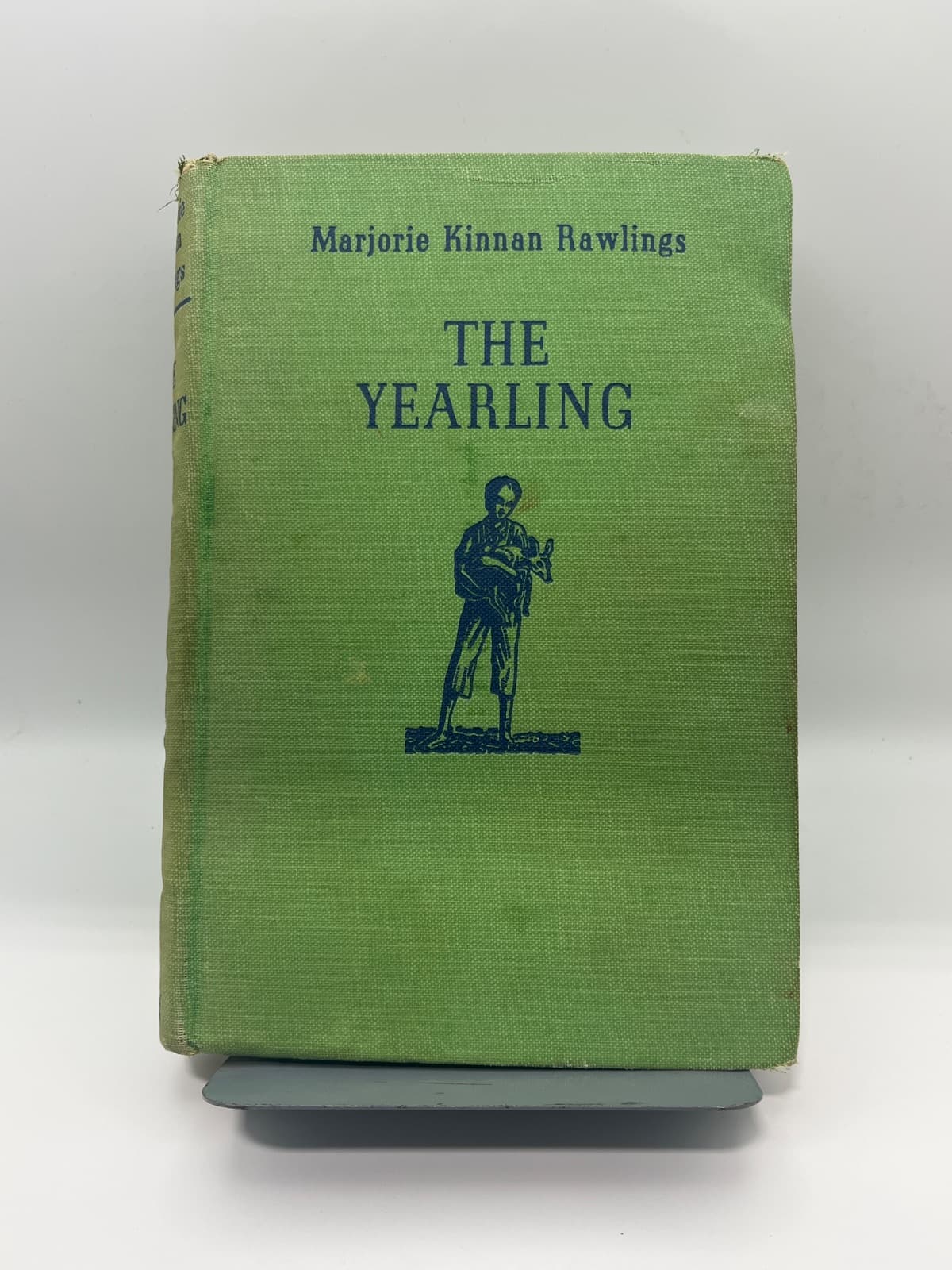 The Yearling - Marjorie Kinnan Rawlings - 1938 - VINTAGE, ANTIQUE  by Marjorie Kinnan Rawlings - front cover