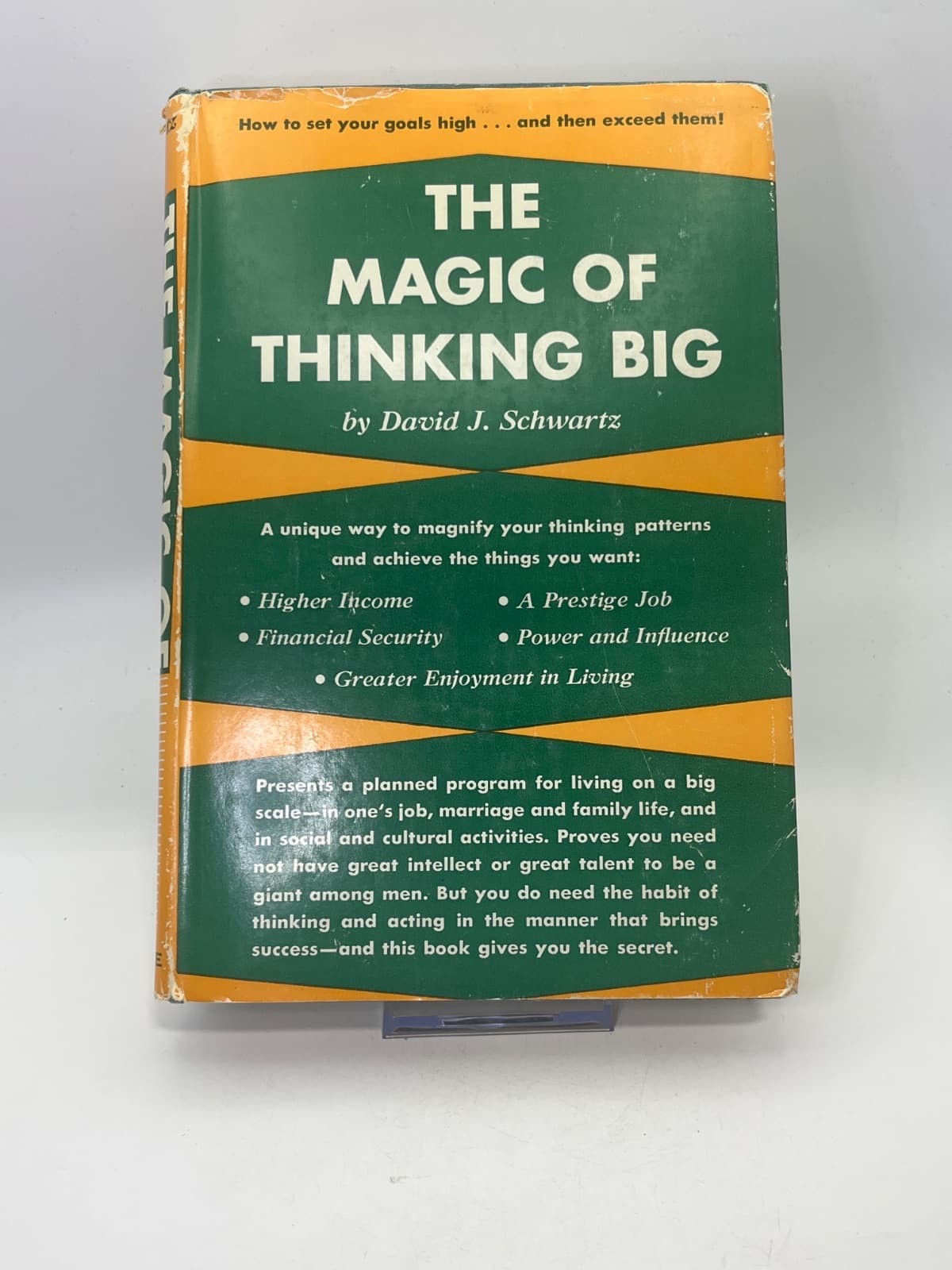 The Magic of Thinking Big - 1st Edition, 7th Printing by David J. Schwartz - front cover