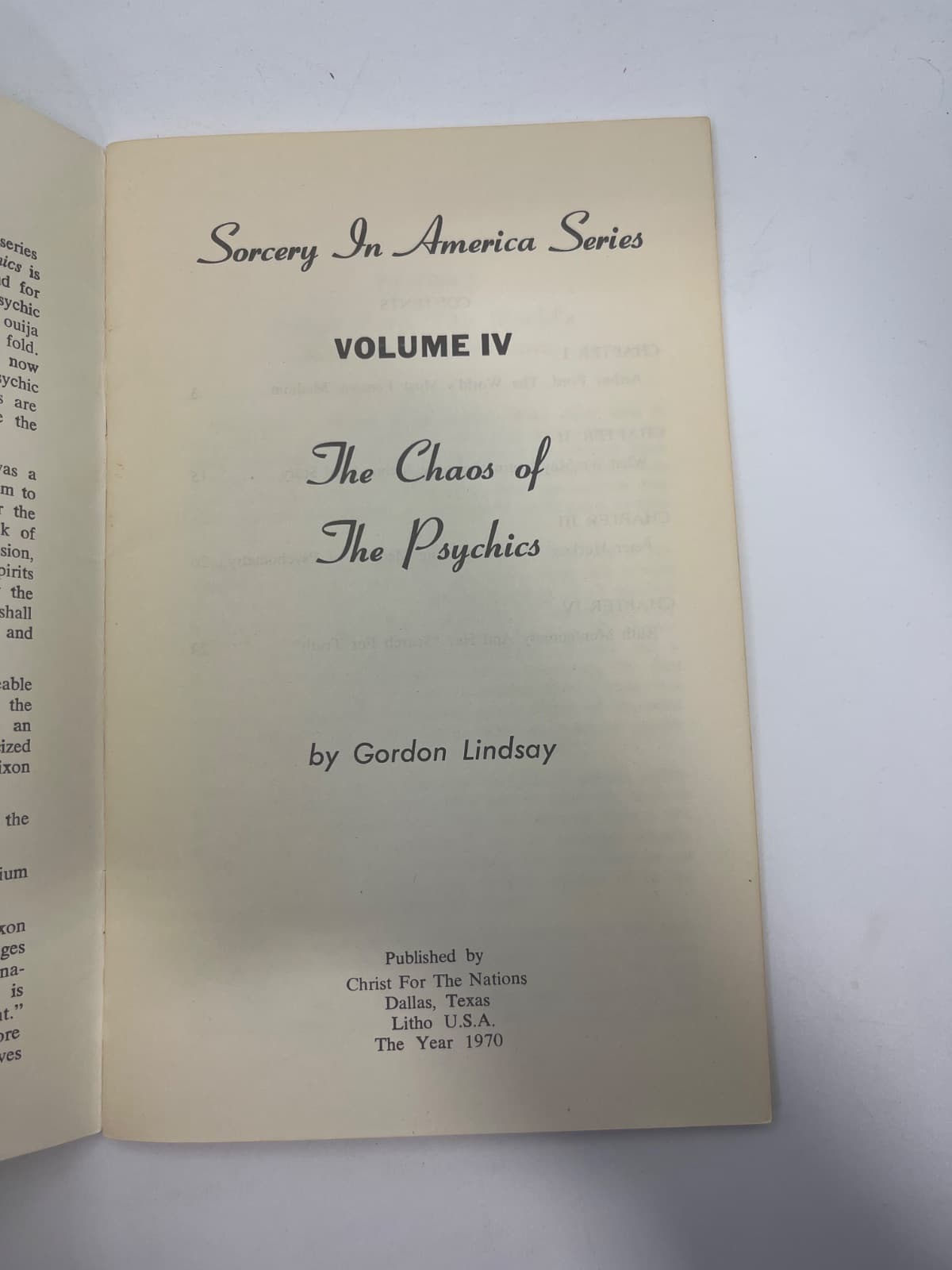 The Chaos of the Psychics by Gordon Lindsay - title page